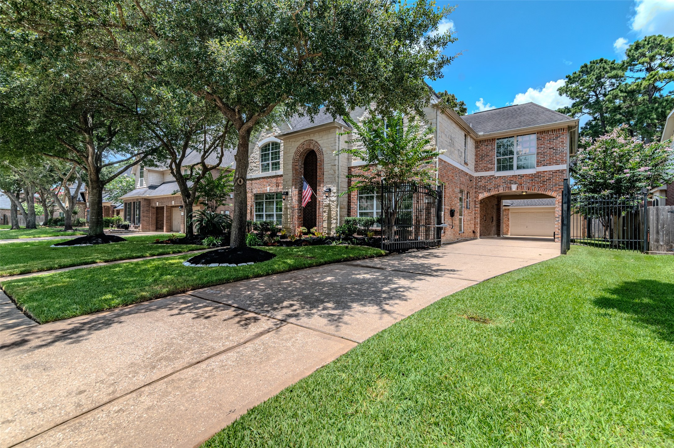 14230 Ashland Landing Drive Property Photo 3