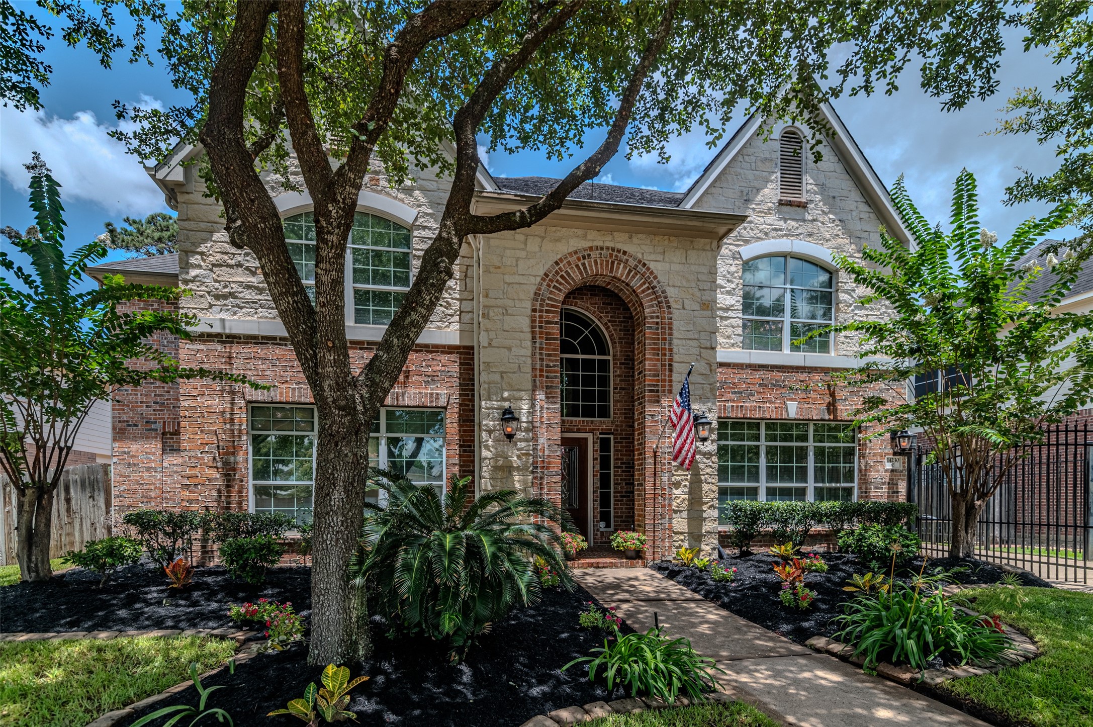14230 Ashland Landing Drive Property Photo 5