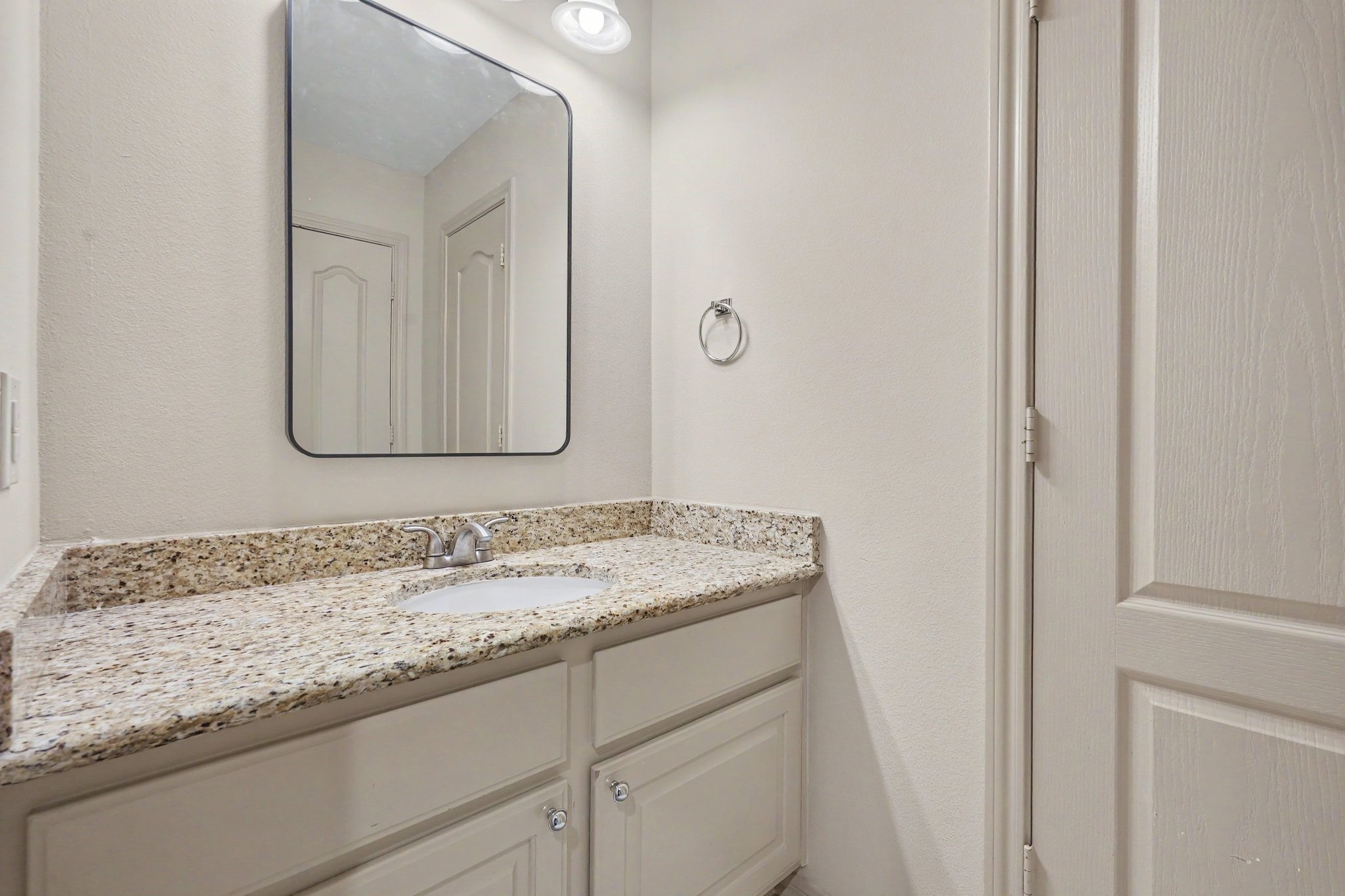 14230 Ashland Landing Drive Property Photo 33