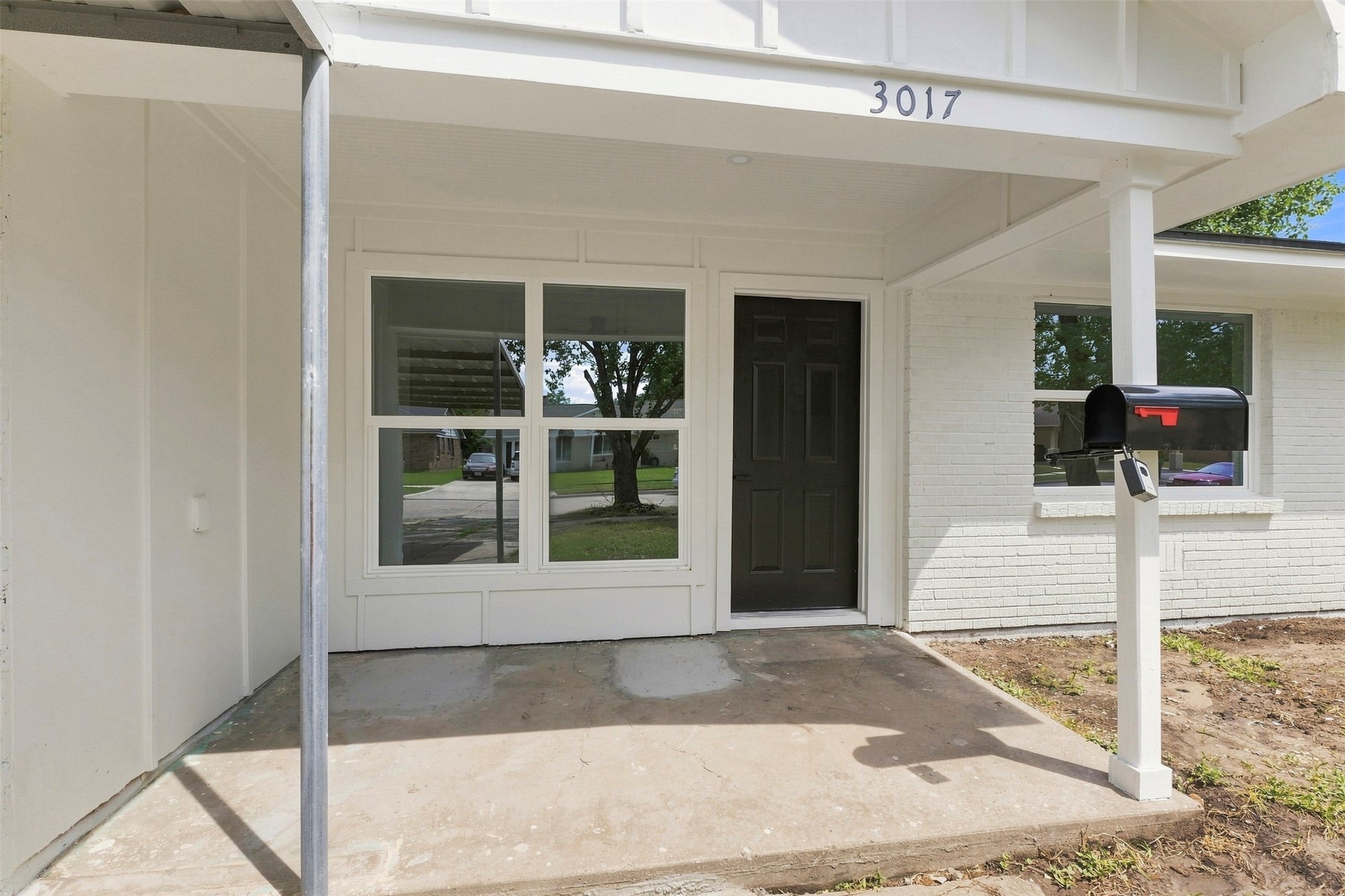 3017 Cedarcrest Drive Property Photo 4