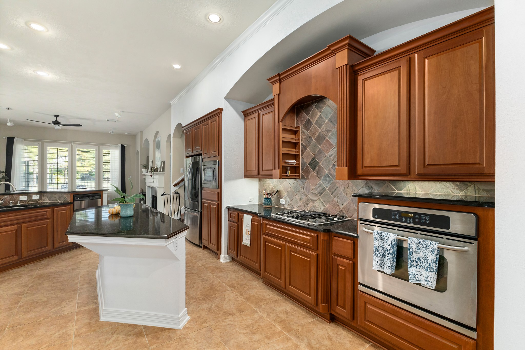 8407 Iron Tree Lane Property Photo 11
