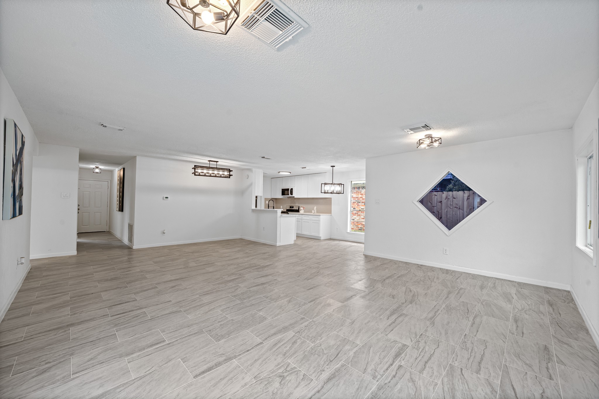 11823 S Willow Circle Property Photo 13