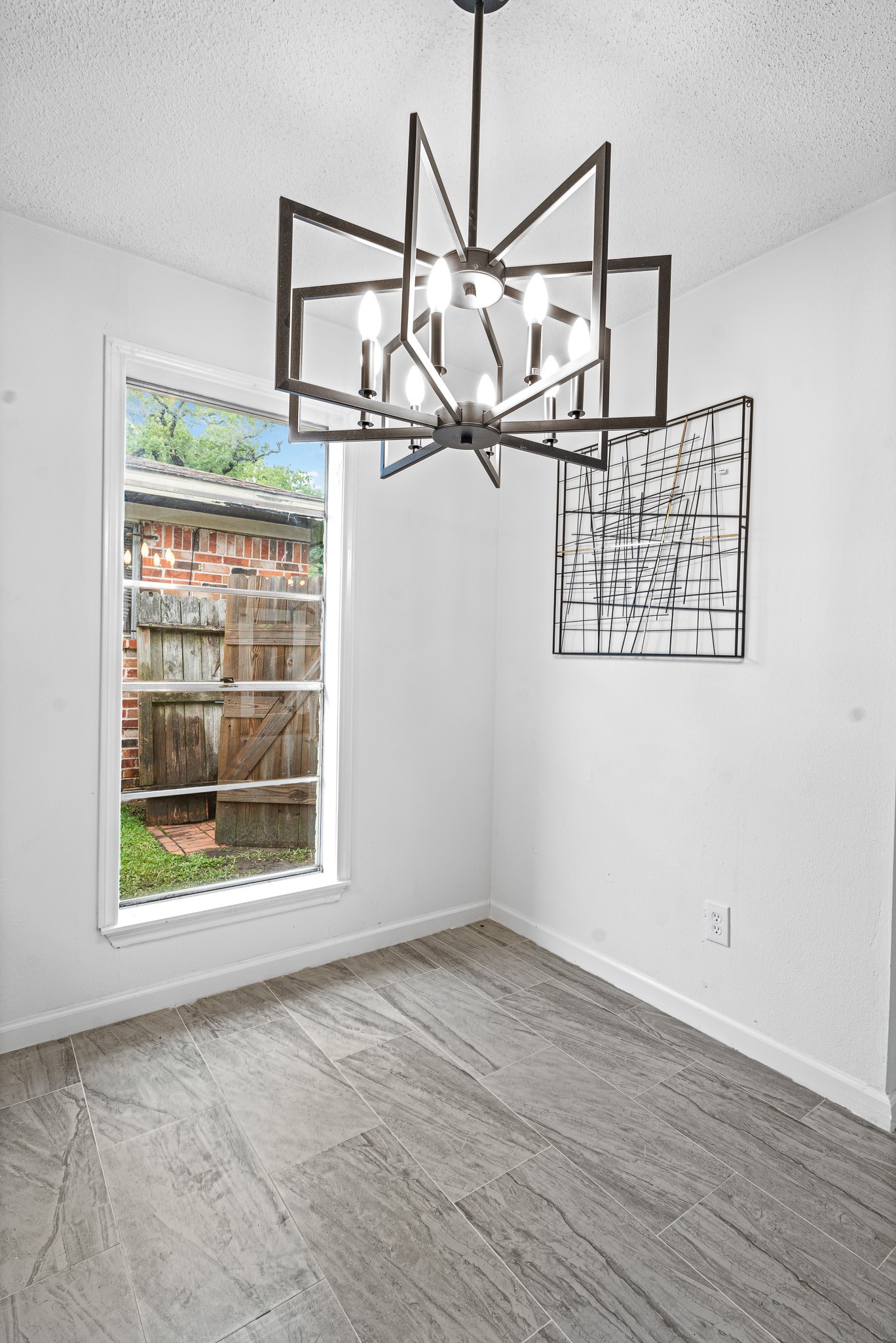 11823 S Willow Circle Property Photo 14