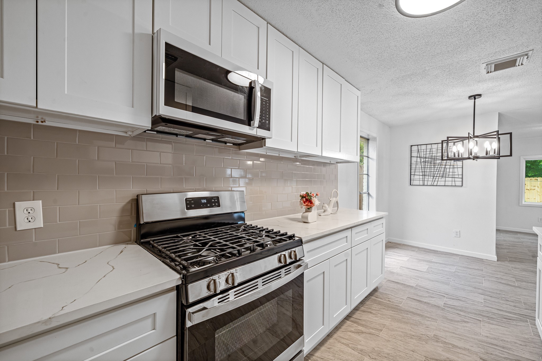 11823 S Willow Circle Property Photo 17