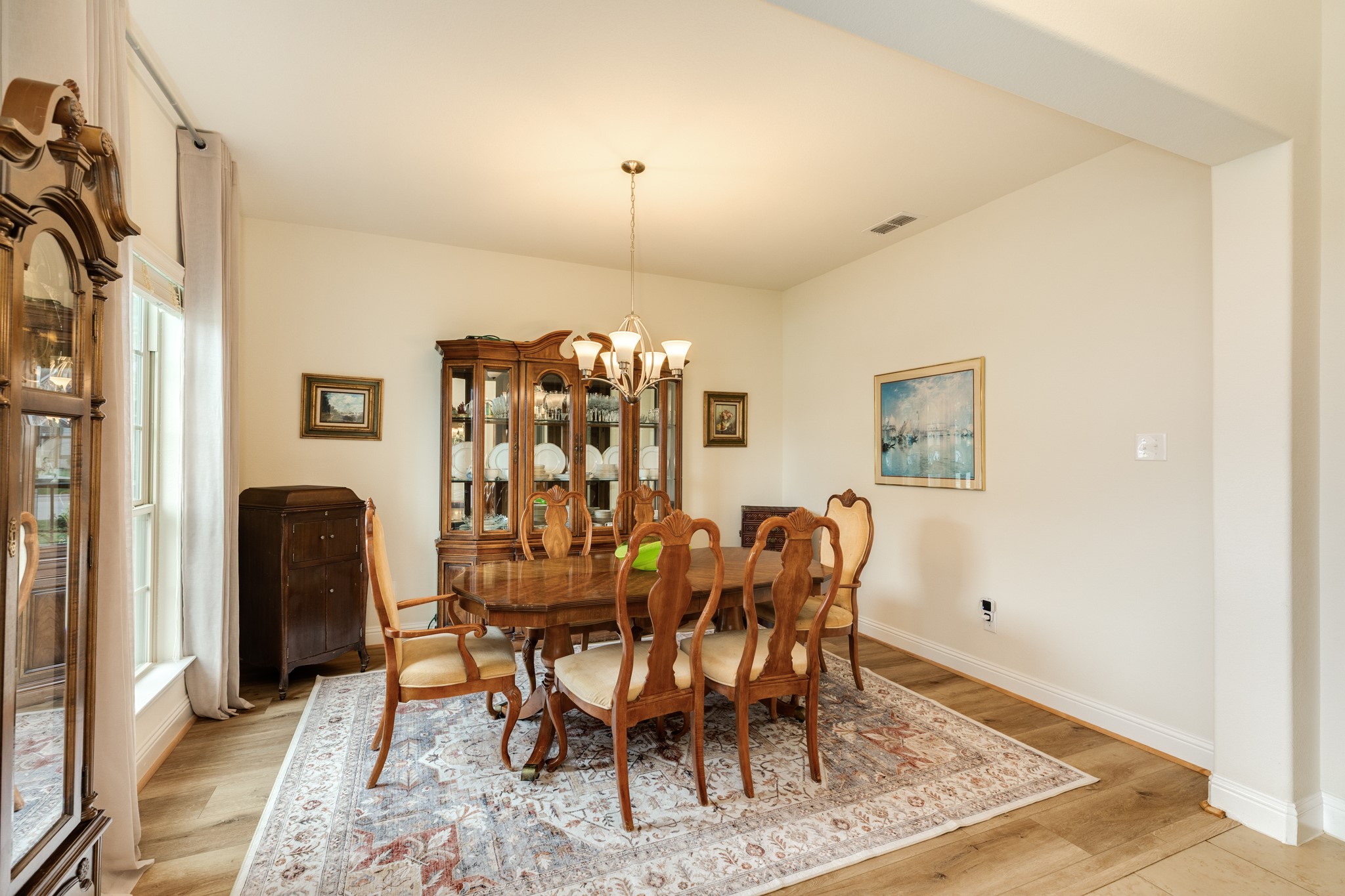 2329 Vineyard Terrace Lane Property Photo 17