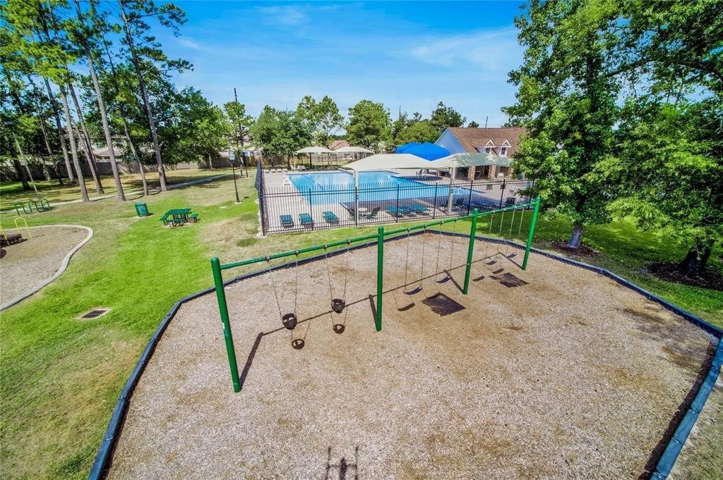 3215 Legends Hill Court Property Photo 18