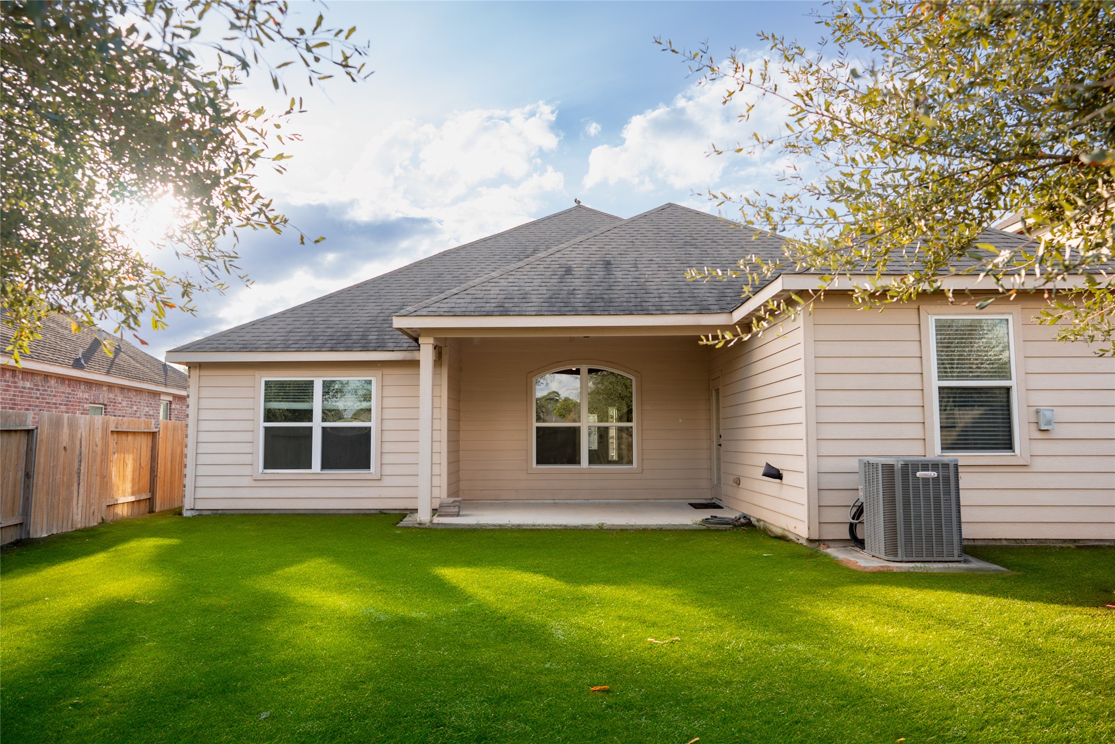 7635 Daisy Port Lane Property Photo 17