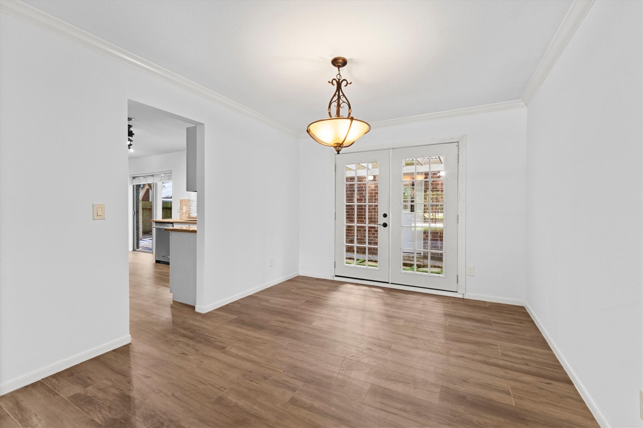 179 Sylvan Forest Drive Property Photo 13