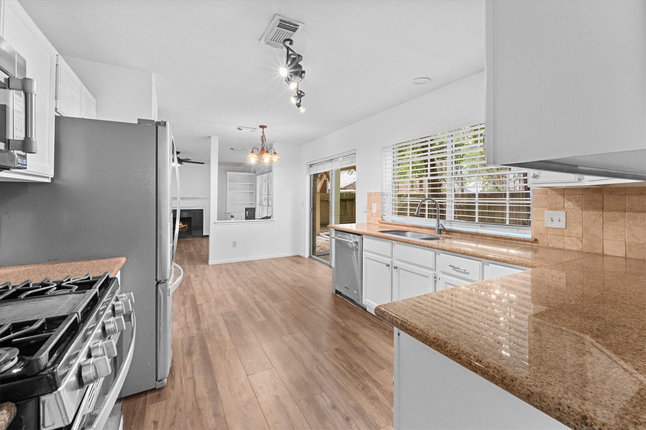 179 Sylvan Forest Drive Property Photo 17