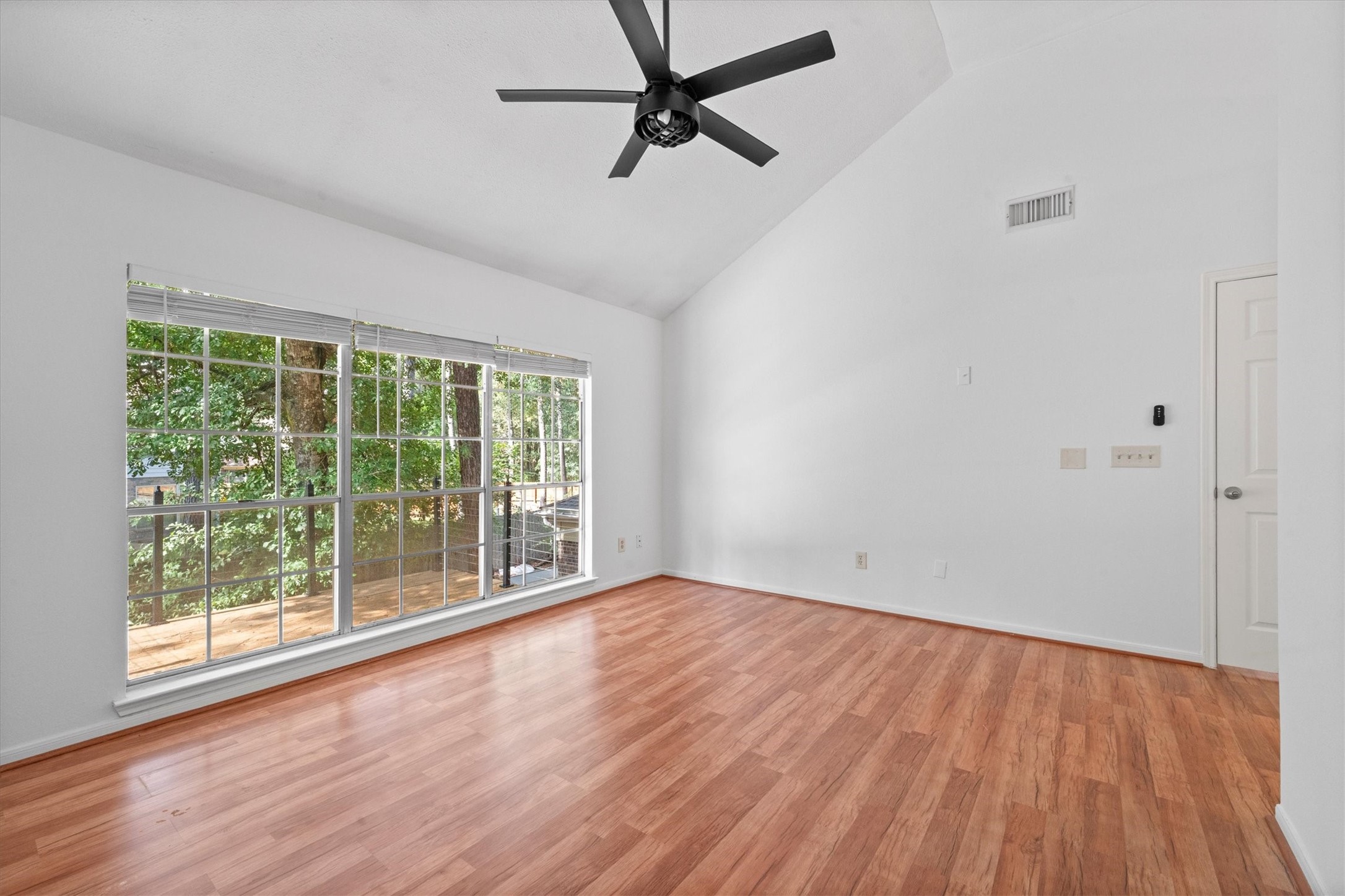179 Sylvan Forest Drive Property Photo 27