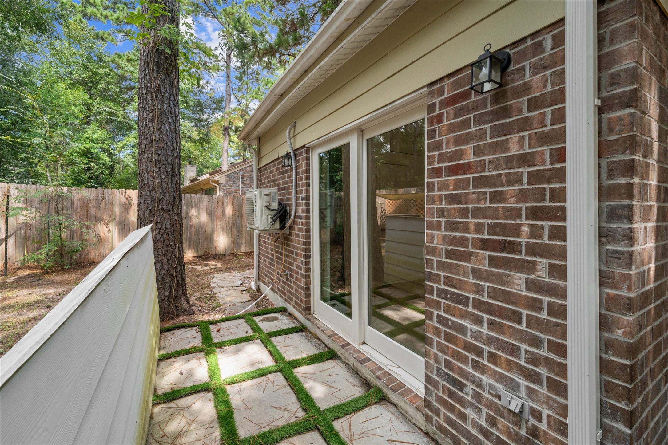 179 Sylvan Forest Drive Property Photo 41