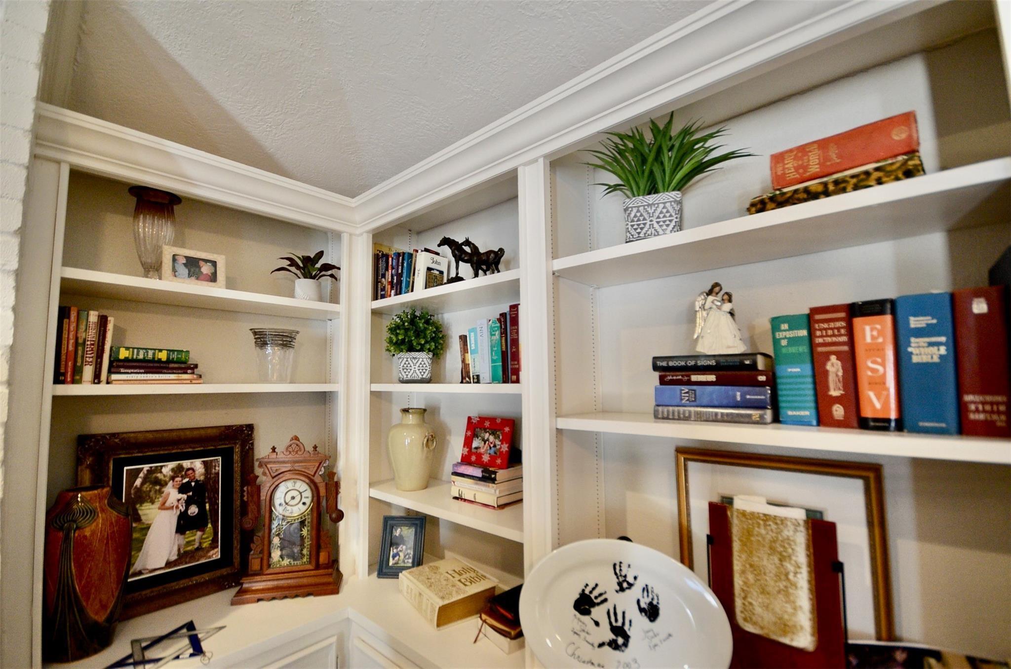 2923 Country Club Boulevard, Sugar Land Tx 77478 Property Photo 7