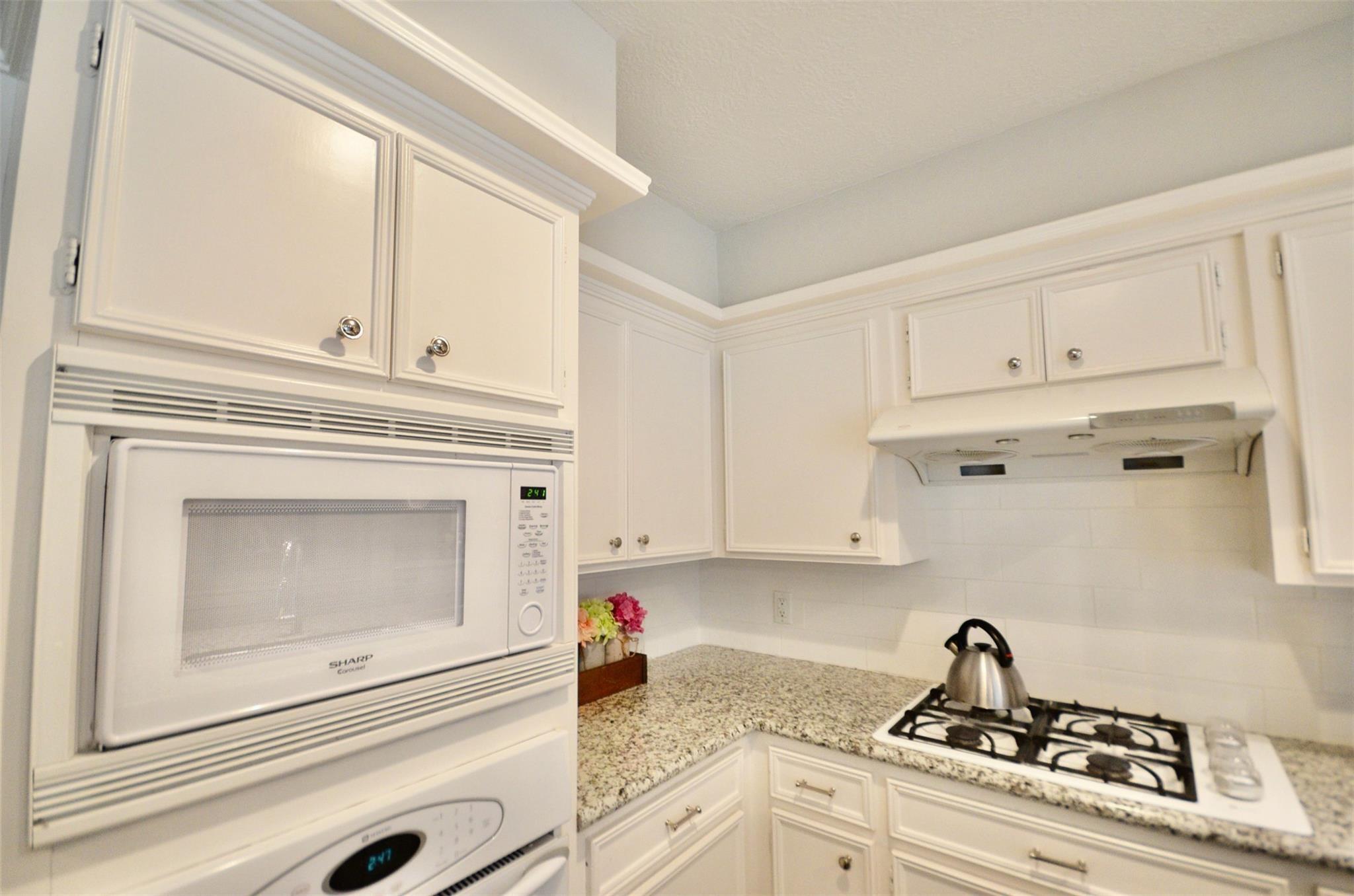 2923 Country Club Boulevard, Sugar Land Tx 77478 Property Photo 10