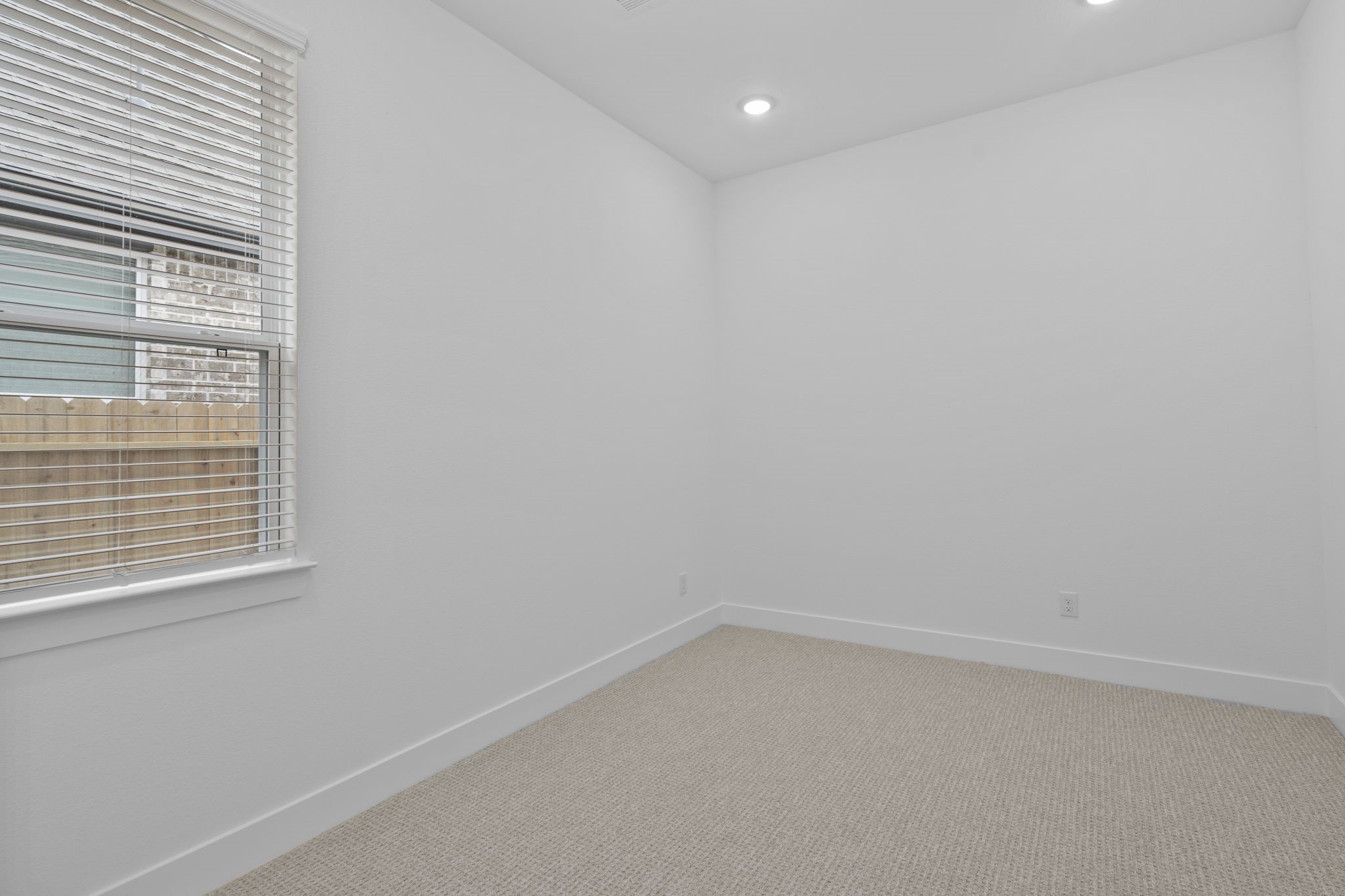 1118 New Haven Lane Property Photo 18
