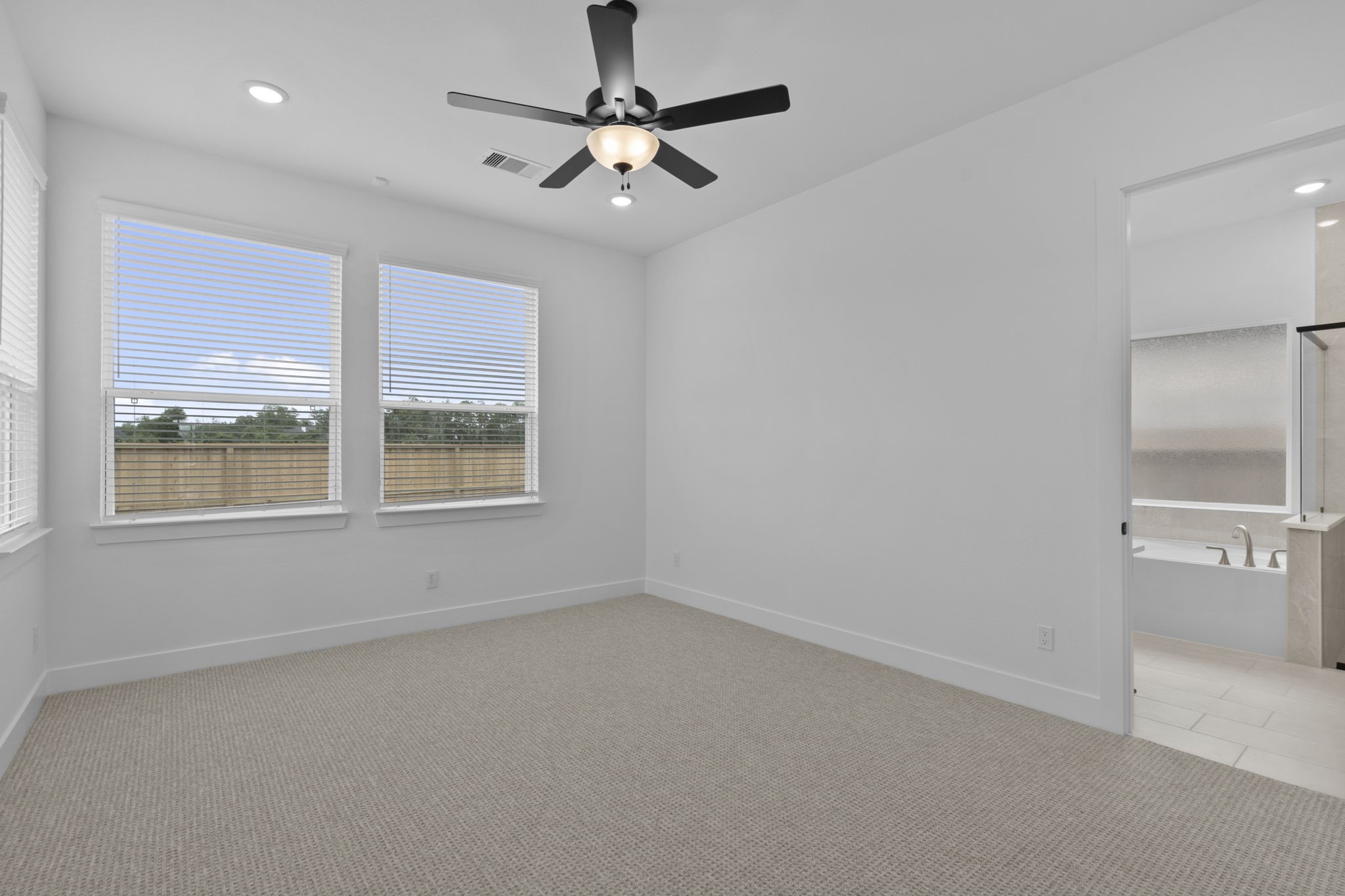 1118 New Haven Lane Property Photo 22