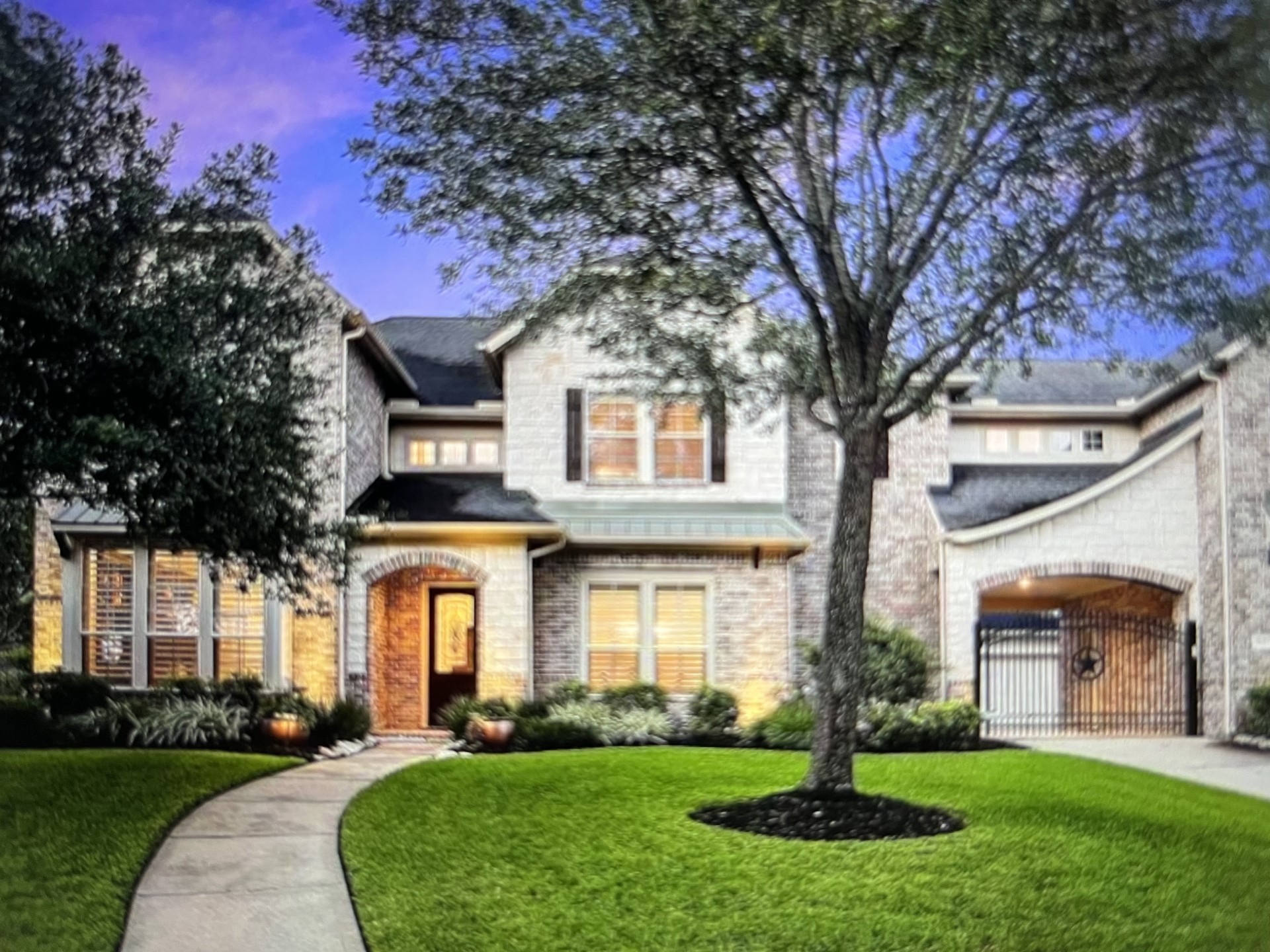 9607 Waters Lake Court Property Photo 1