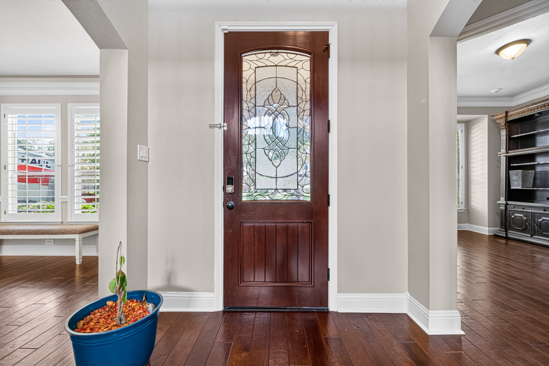 9607 Waters Lake Court Property Photo 7
