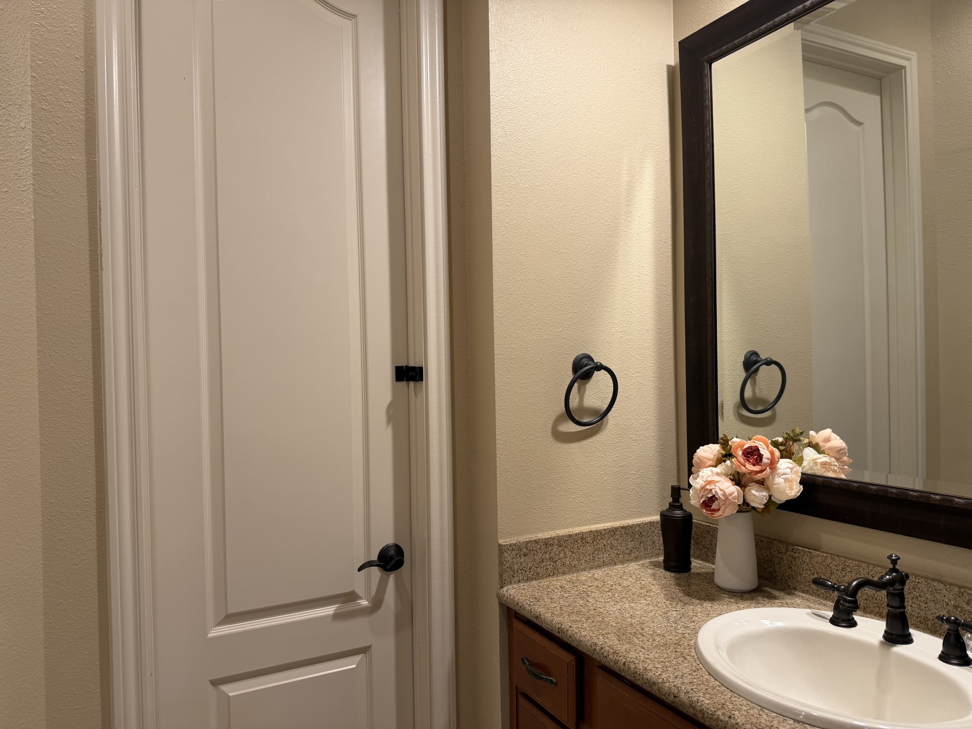 9607 Waters Lake Court Property Photo 19