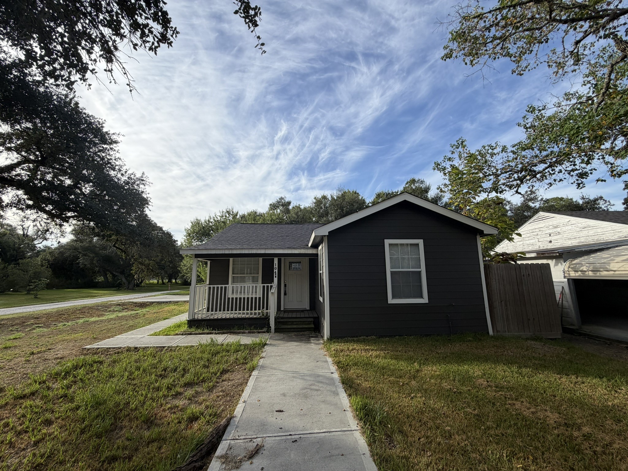 104 Mesquite Street Property Photo 1