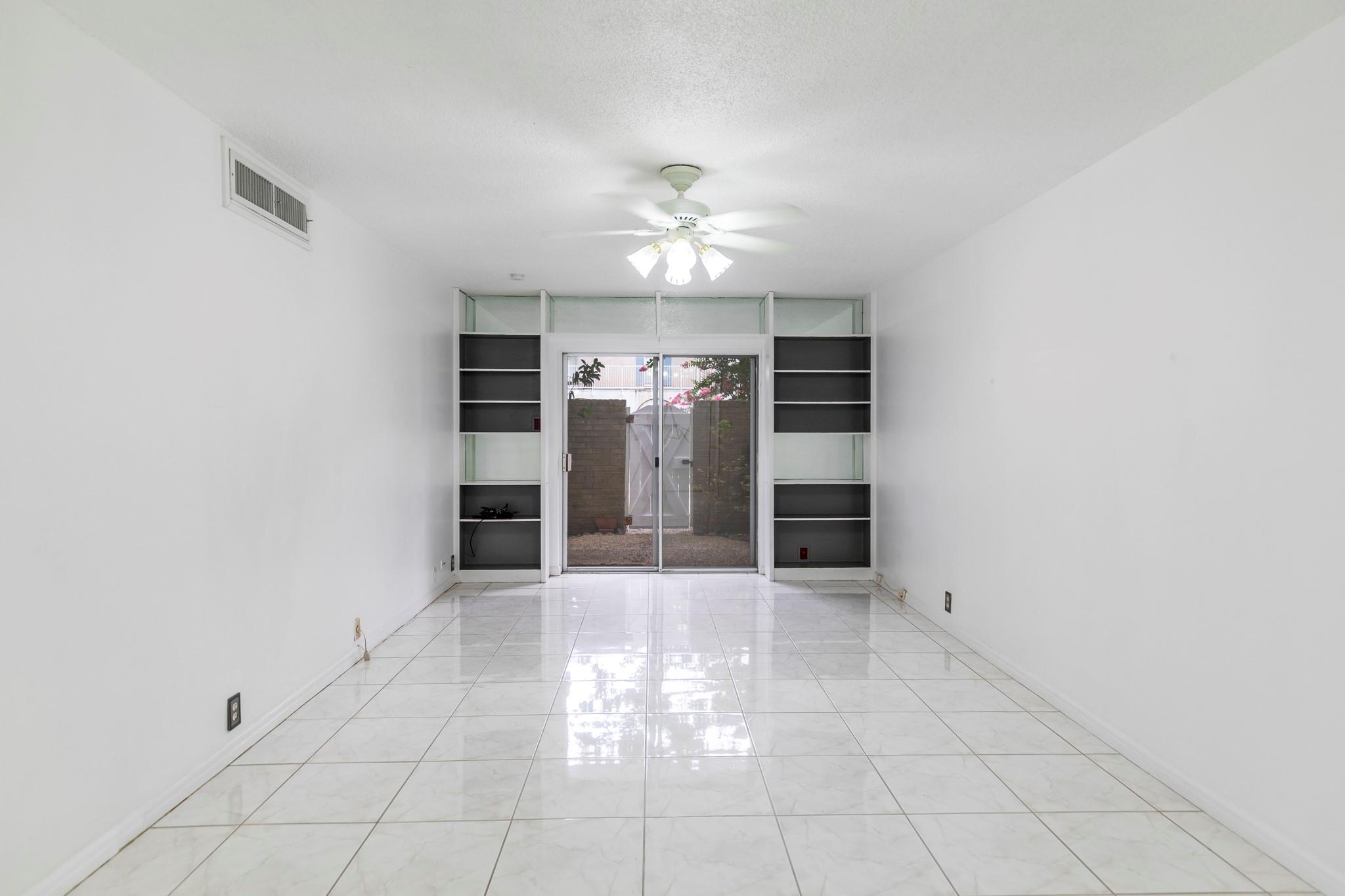 2601 Bellefontaine Street C104 Property Photo 8