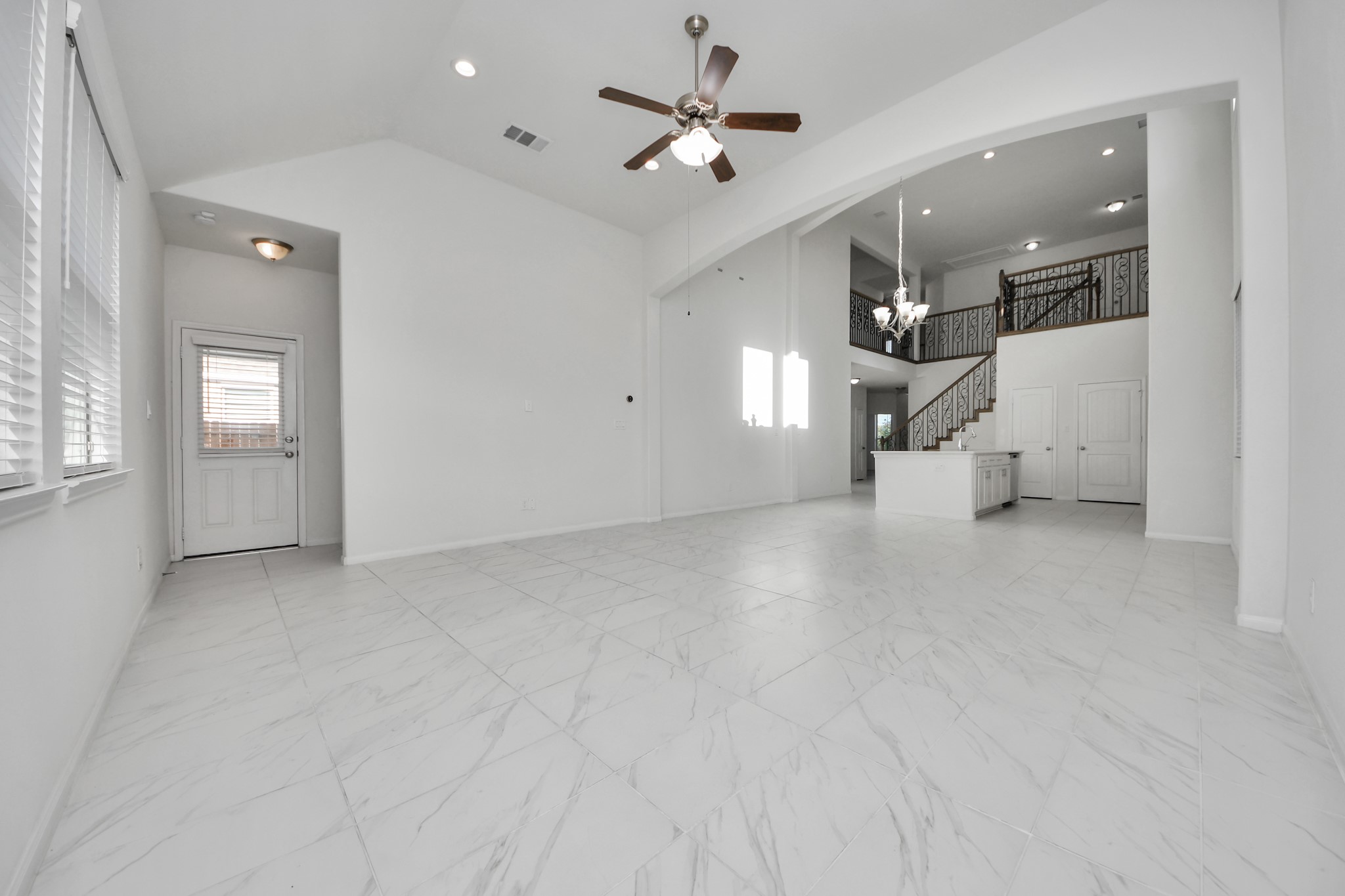 24111 Golden Fallow Drive Property Photo 9