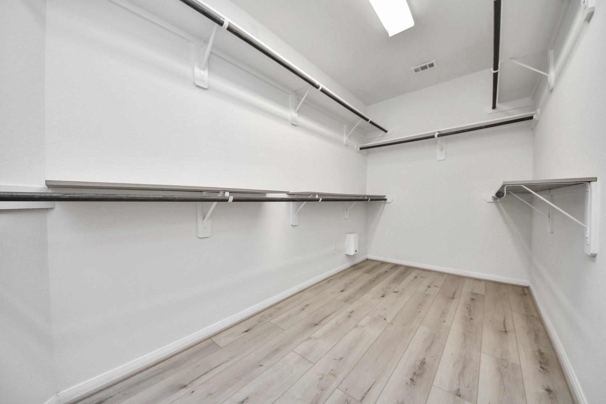 24111 Golden Fallow Drive Property Photo 17