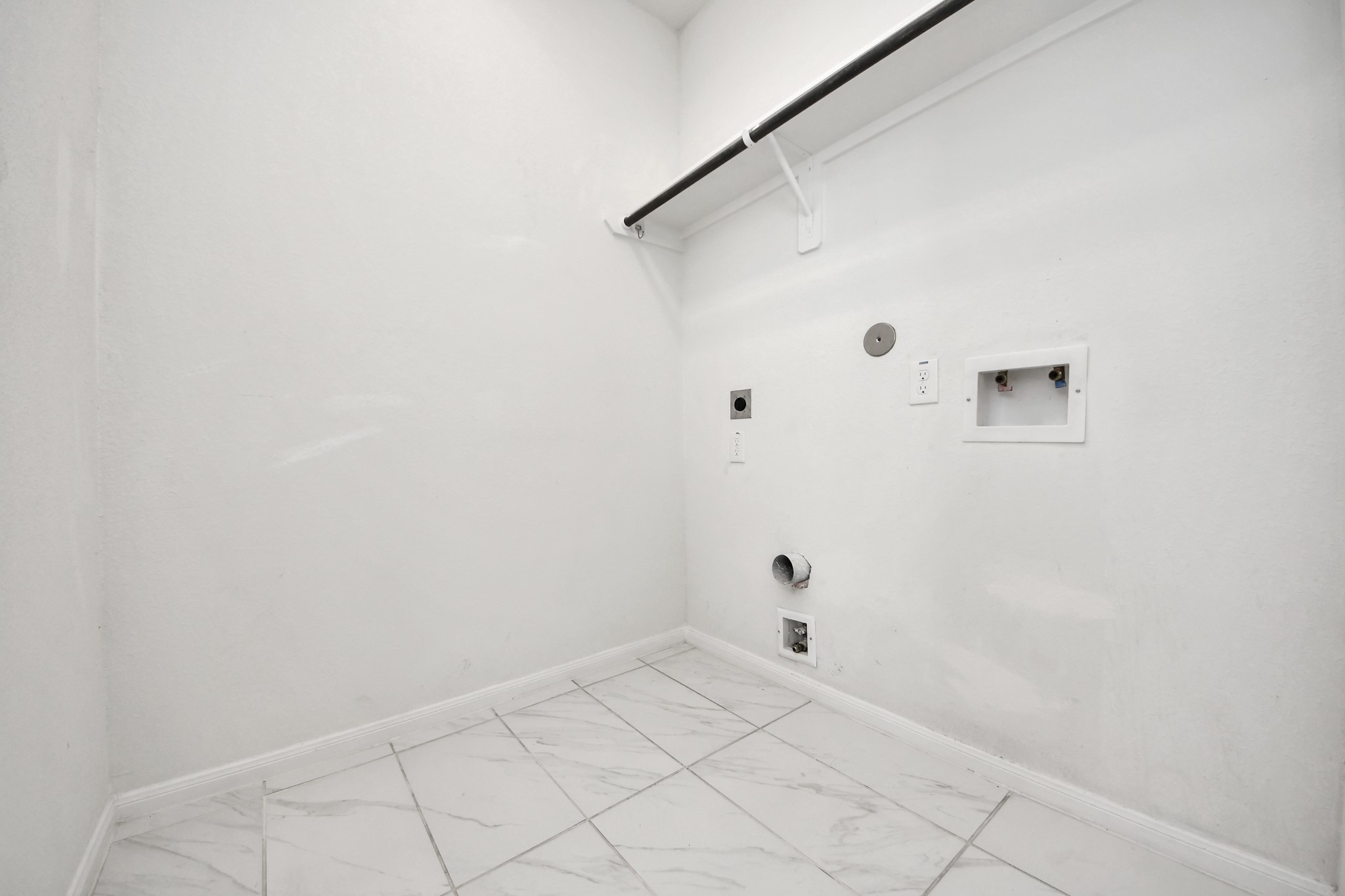 24111 Golden Fallow Drive Property Photo 28