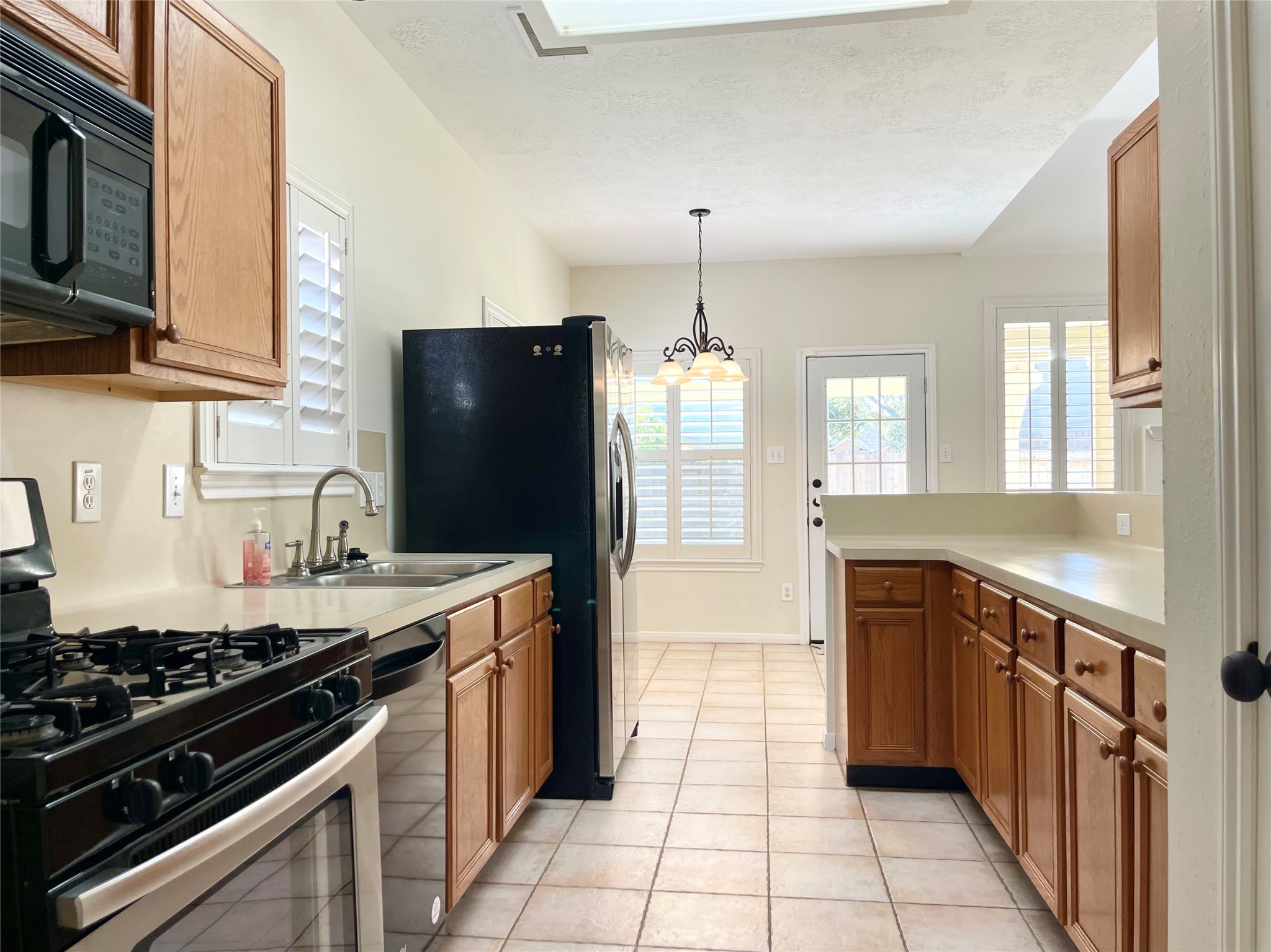4630 Jaymar Drive Property Photo 10