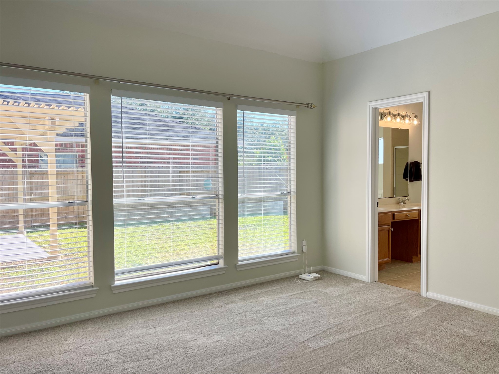 4630 Jaymar Drive Property Photo 15