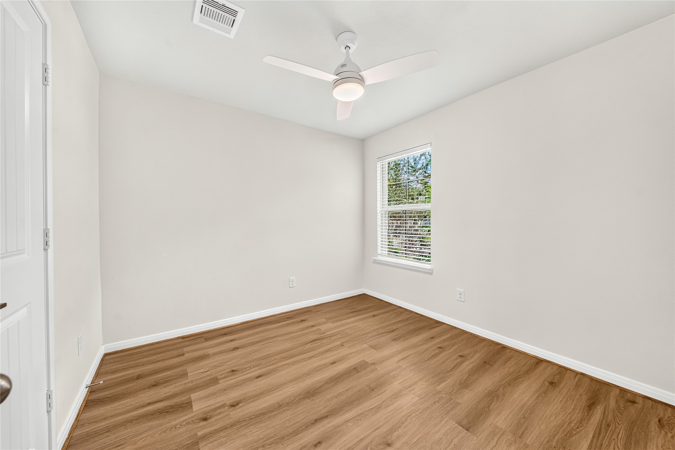 1631 City Pass Lane Property Photo 12
