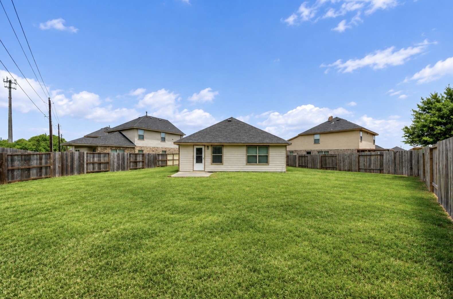 1631 City Pass Lane Property Photo 17