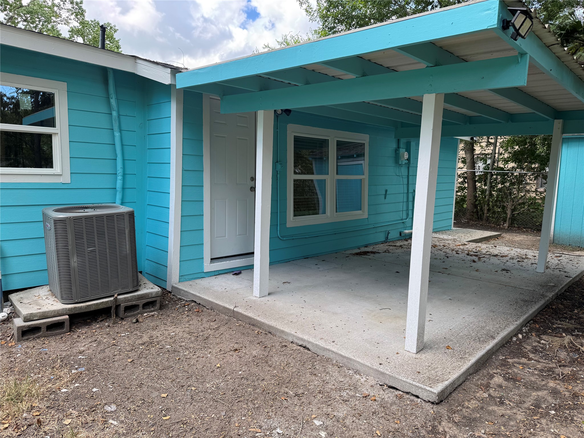 619 Avenue B Property Photo 15