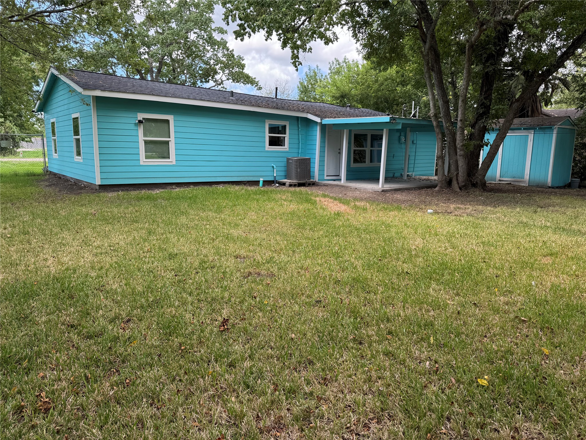 619 Avenue B Property Photo 16