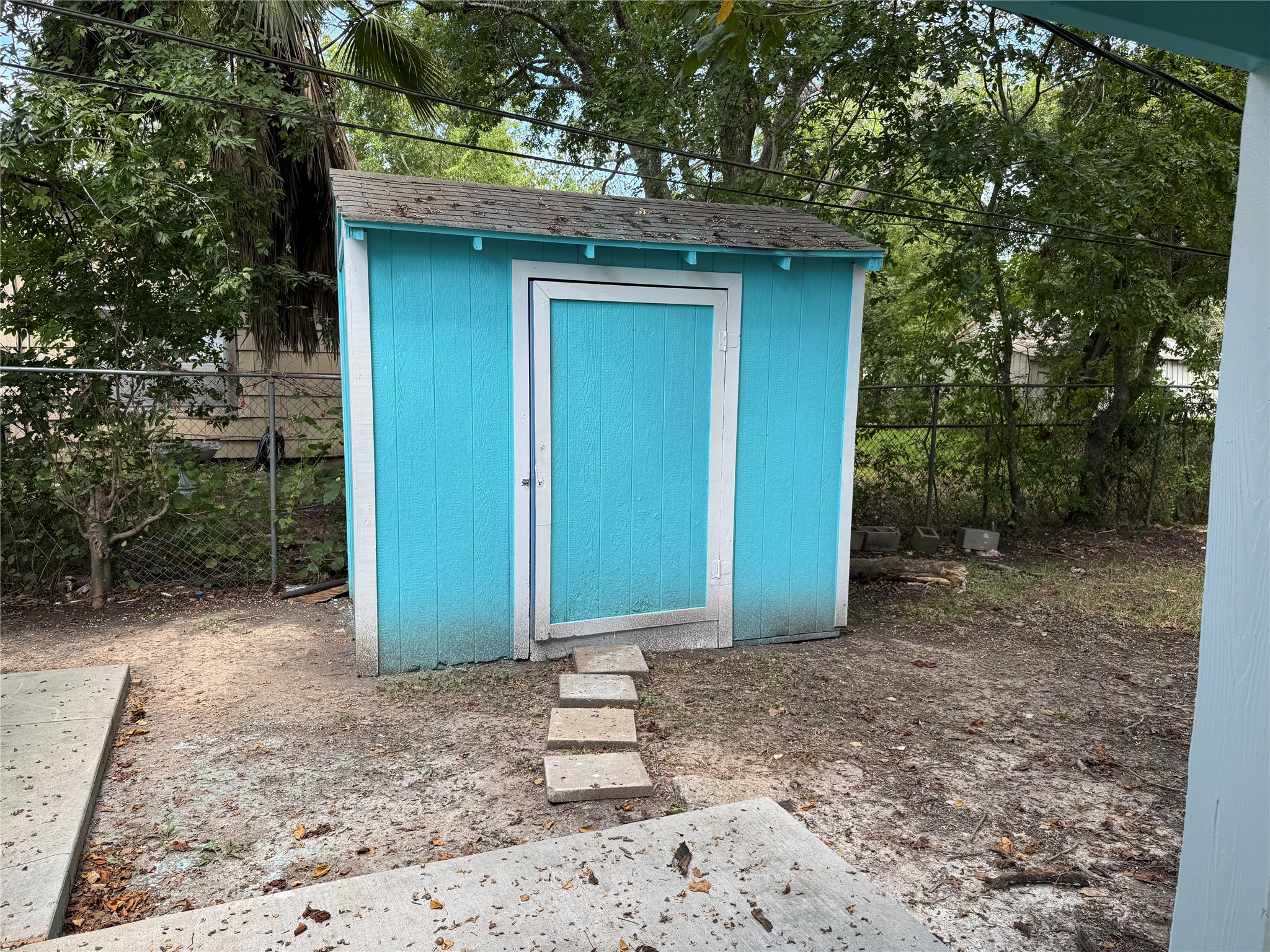 619 Avenue B Property Photo 17