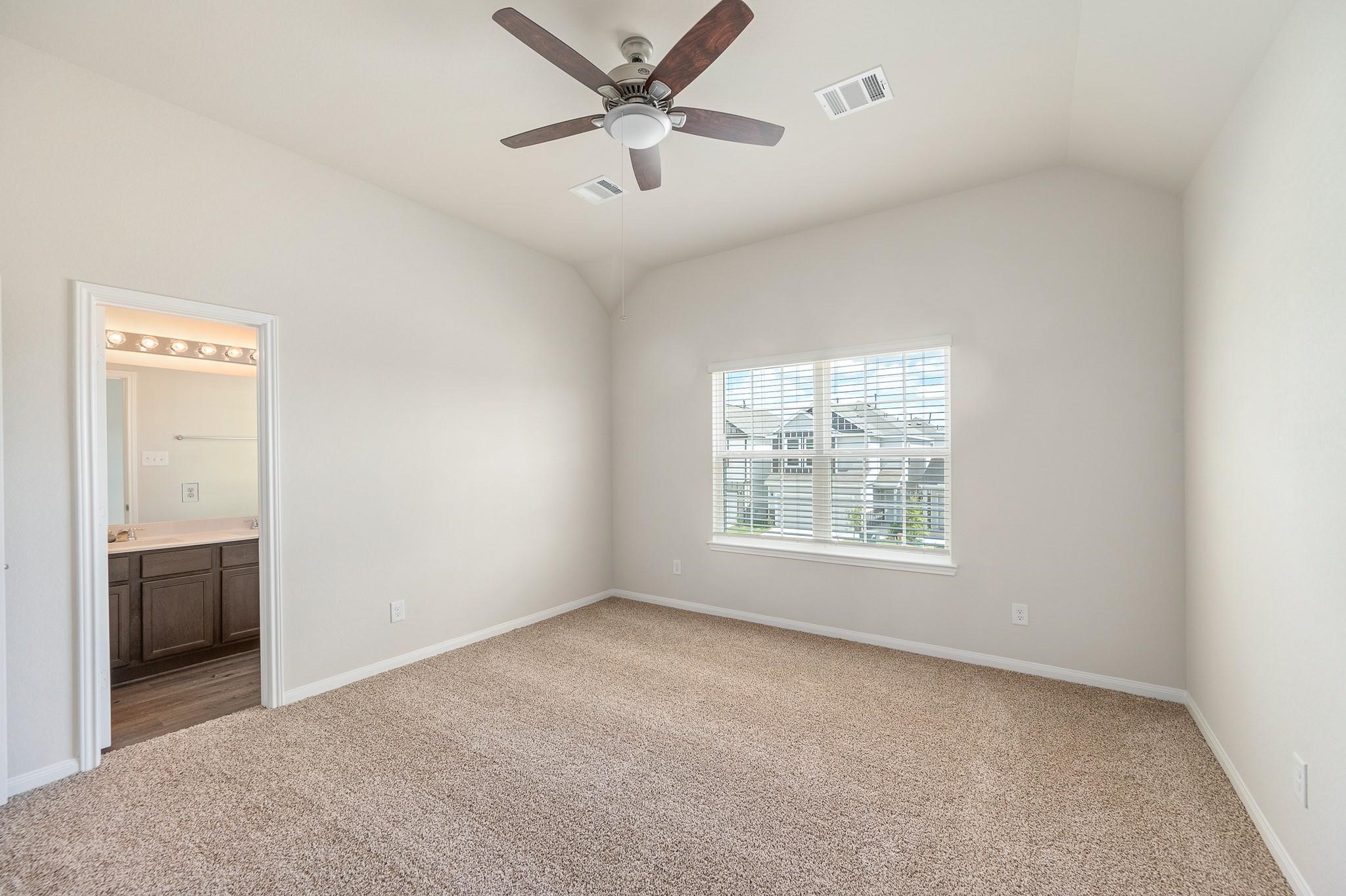 3915 Deledda Drive Property Photo 21