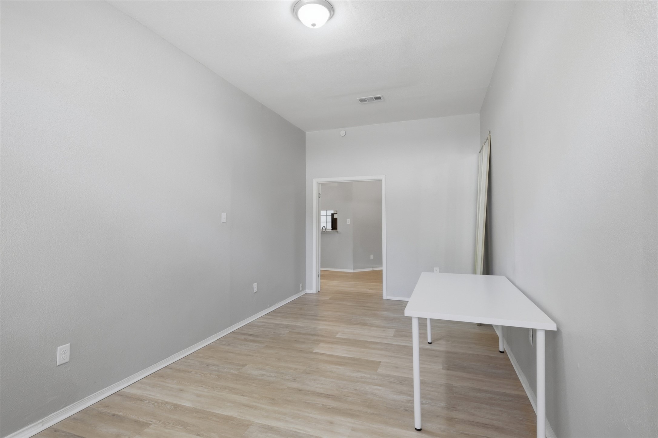 2323 Piddler Drive Property Photo 12