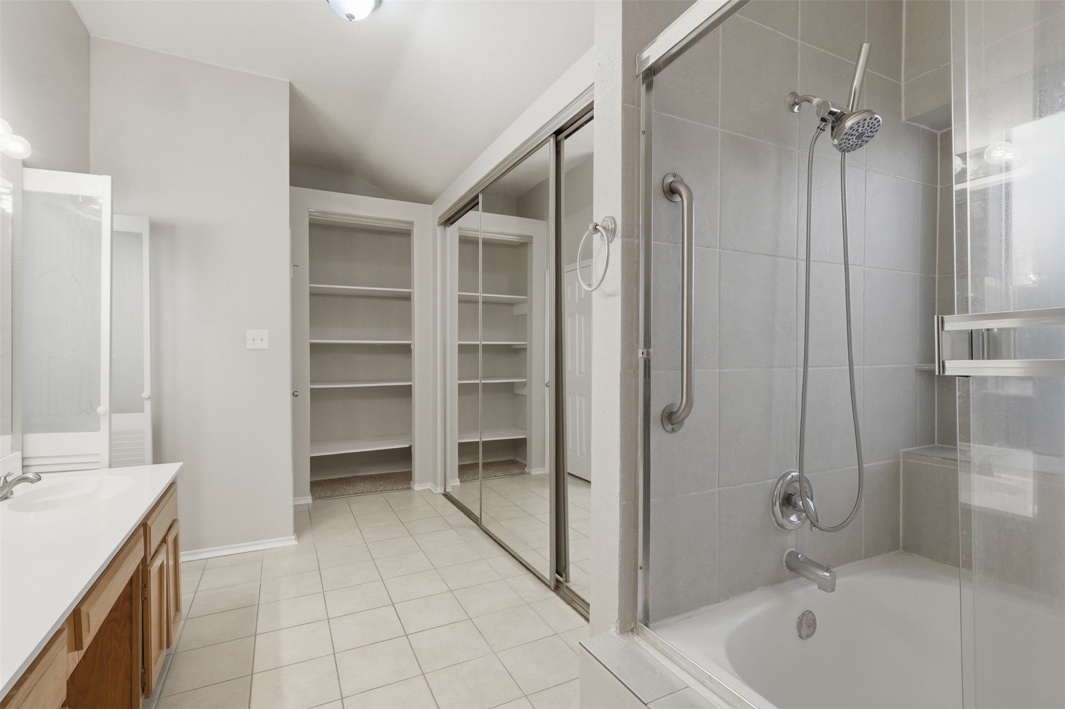 2323 Piddler Drive Property Photo 14