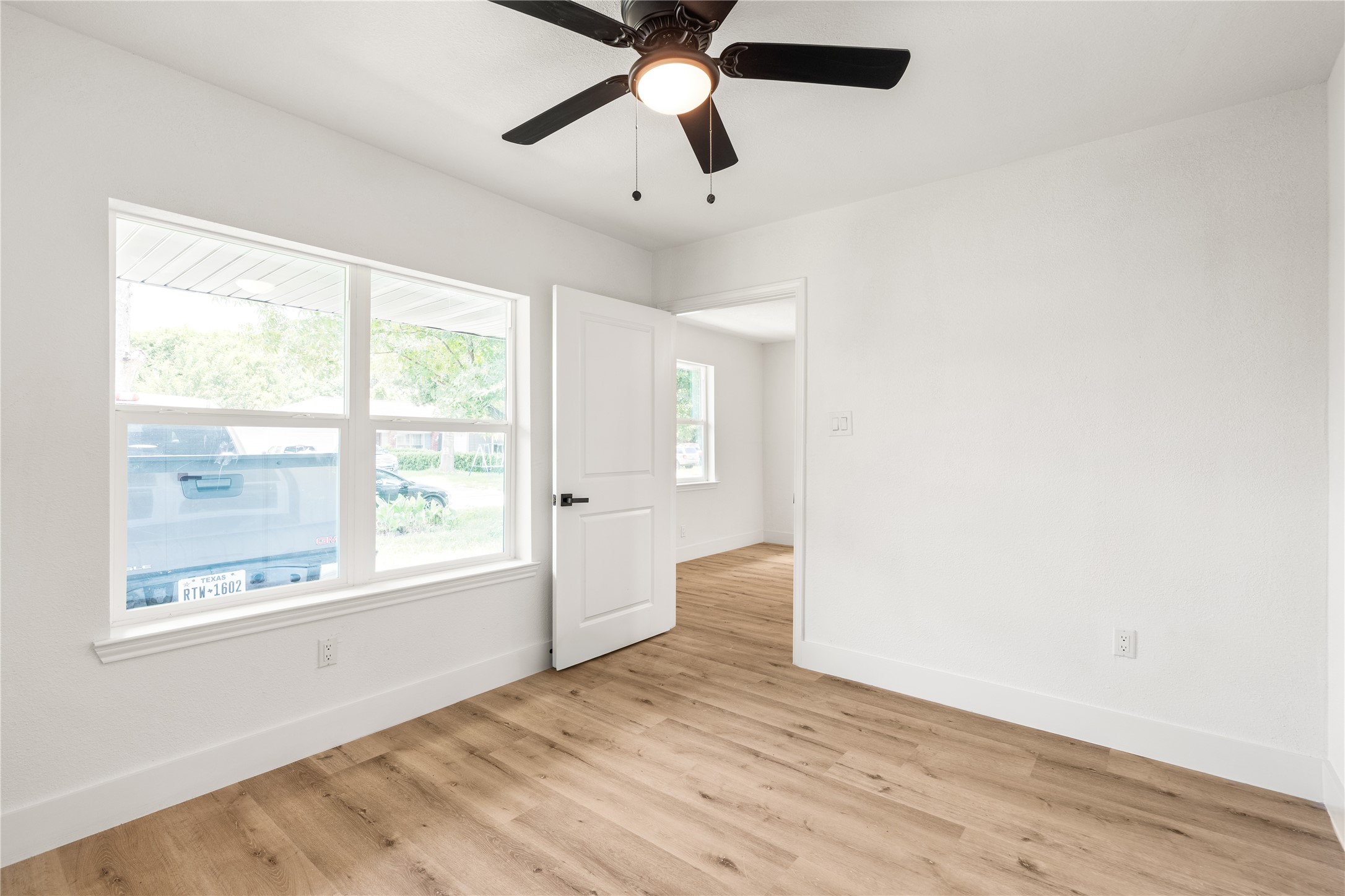 3048 Briarwick Lane Property Photo 17
