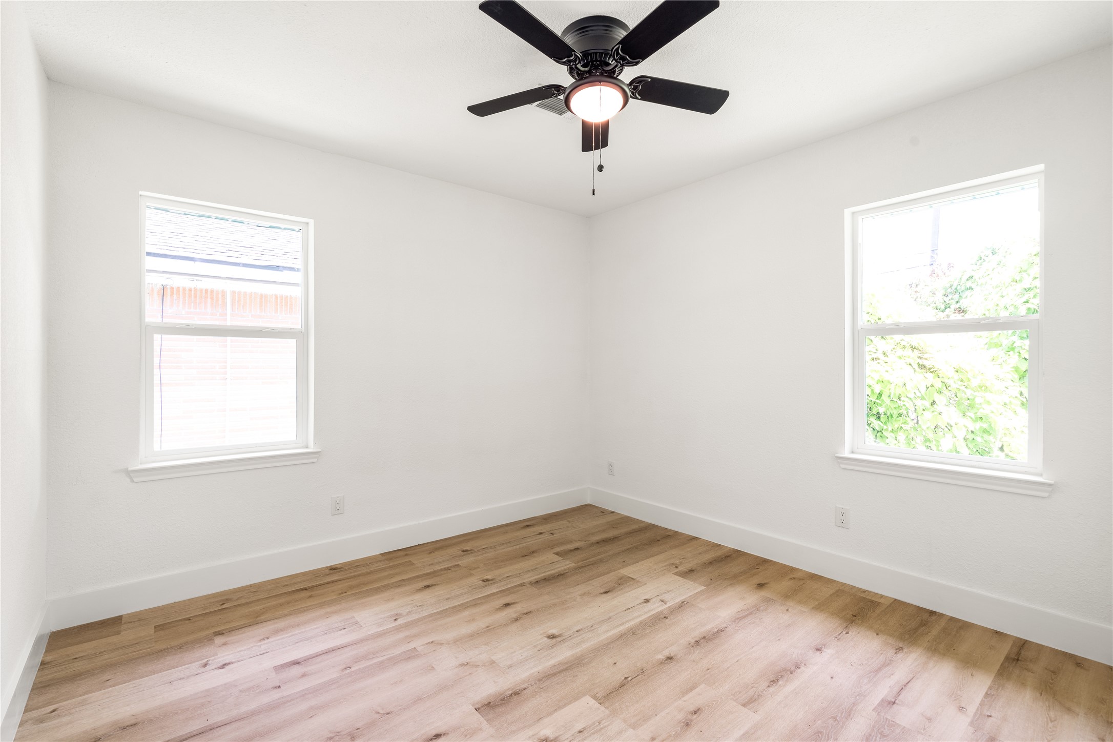 3048 Briarwick Lane Property Photo 27