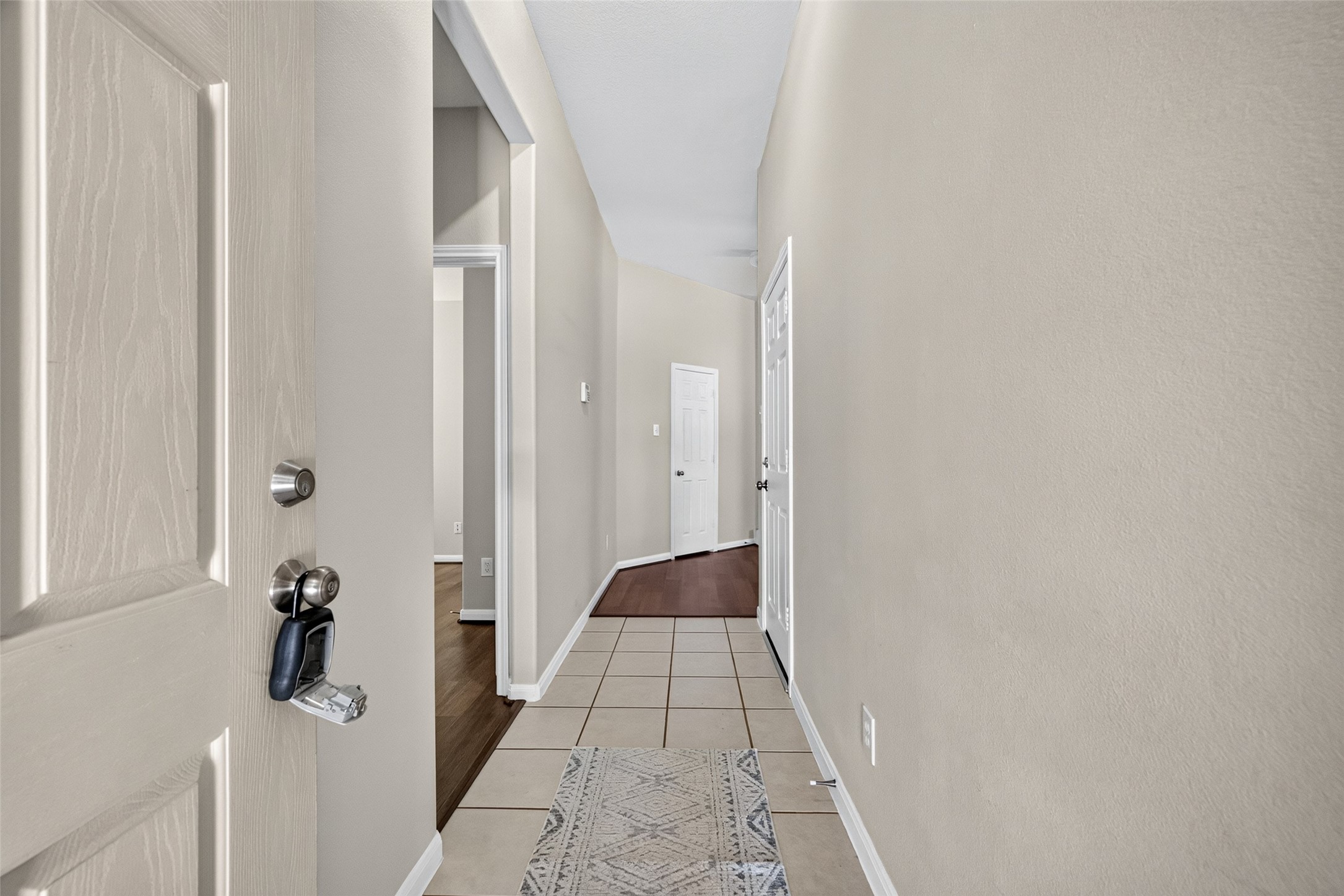 21603 Falvel Sunrise Court Property Photo 6