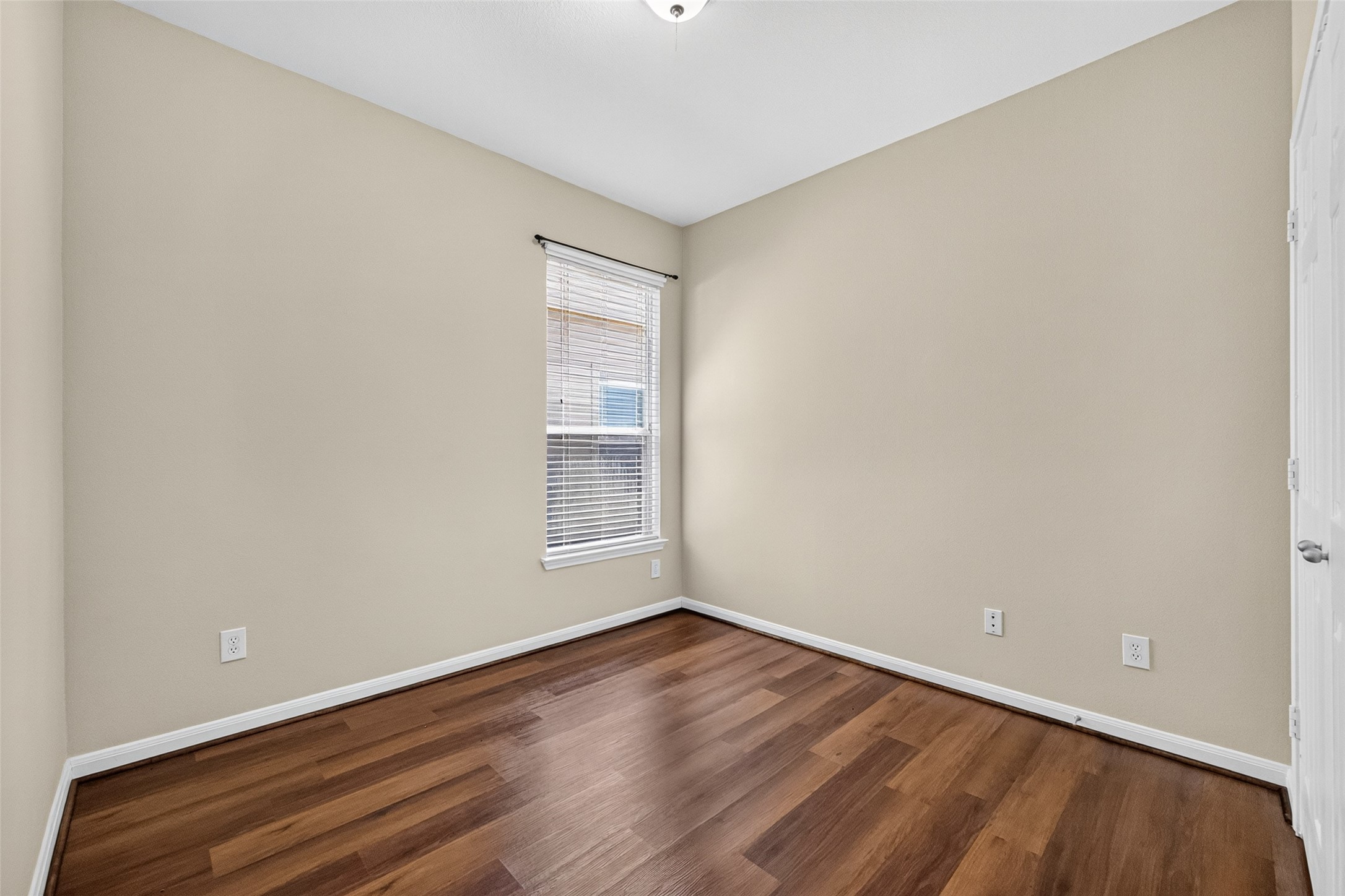 21603 Falvel Sunrise Court Property Photo 7
