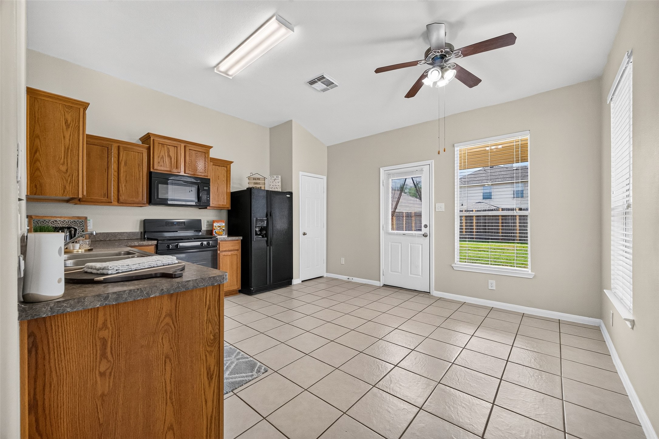 21603 Falvel Sunrise Court Property Photo 13
