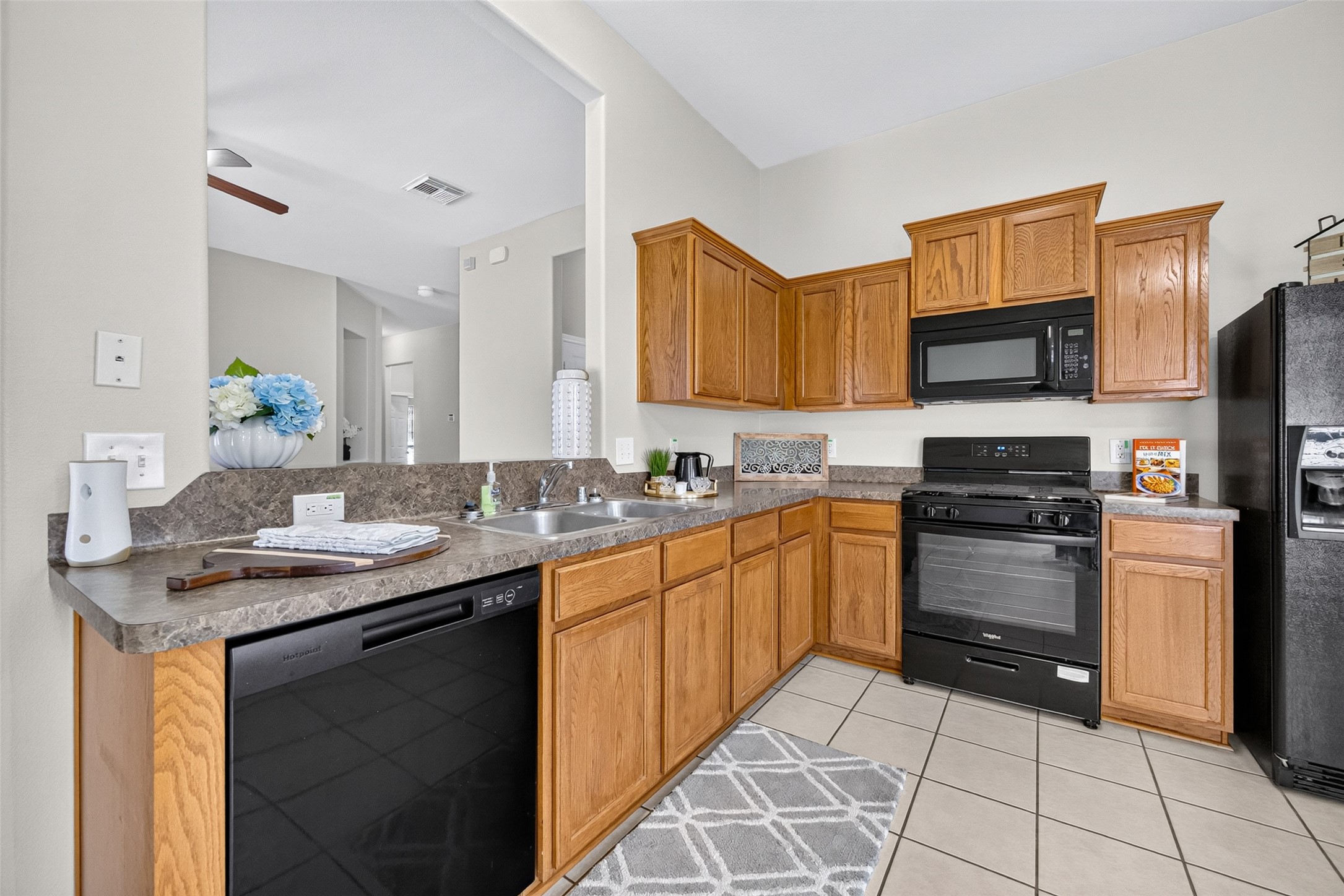 21603 Falvel Sunrise Court Property Photo 19