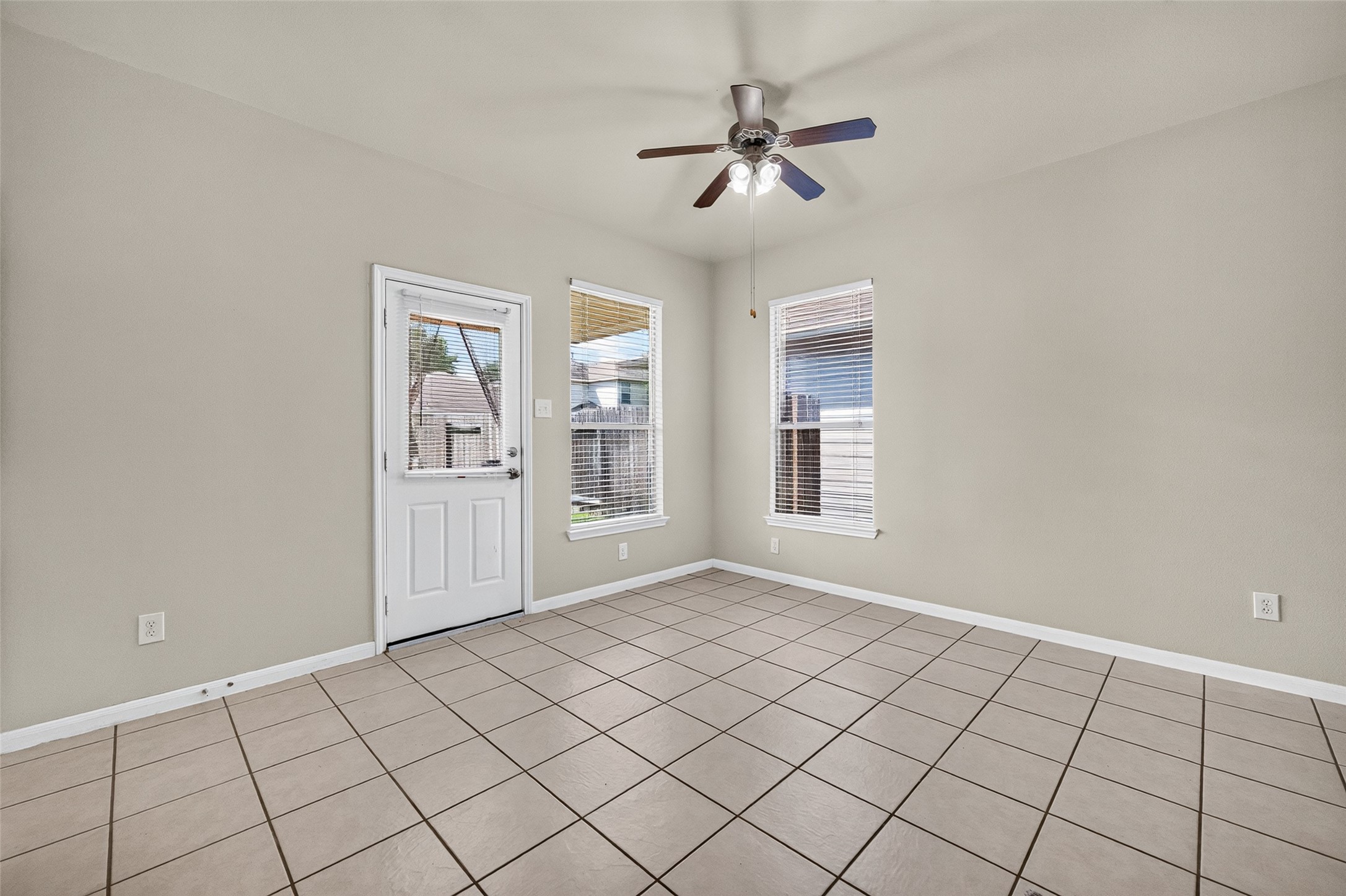21603 Falvel Sunrise Court Property Photo 21