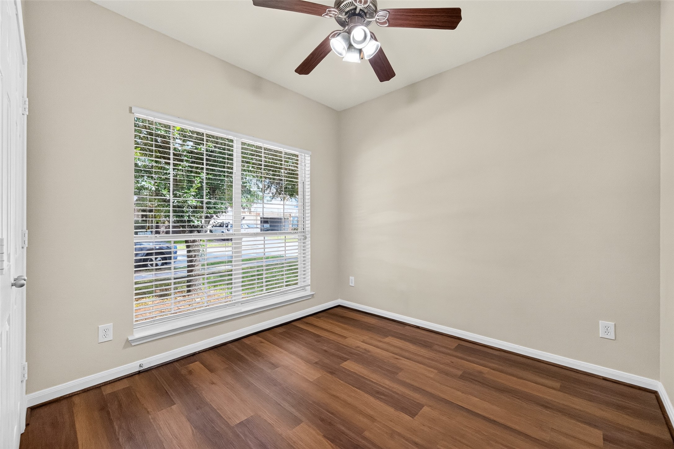 21603 Falvel Sunrise Court Property Photo 25