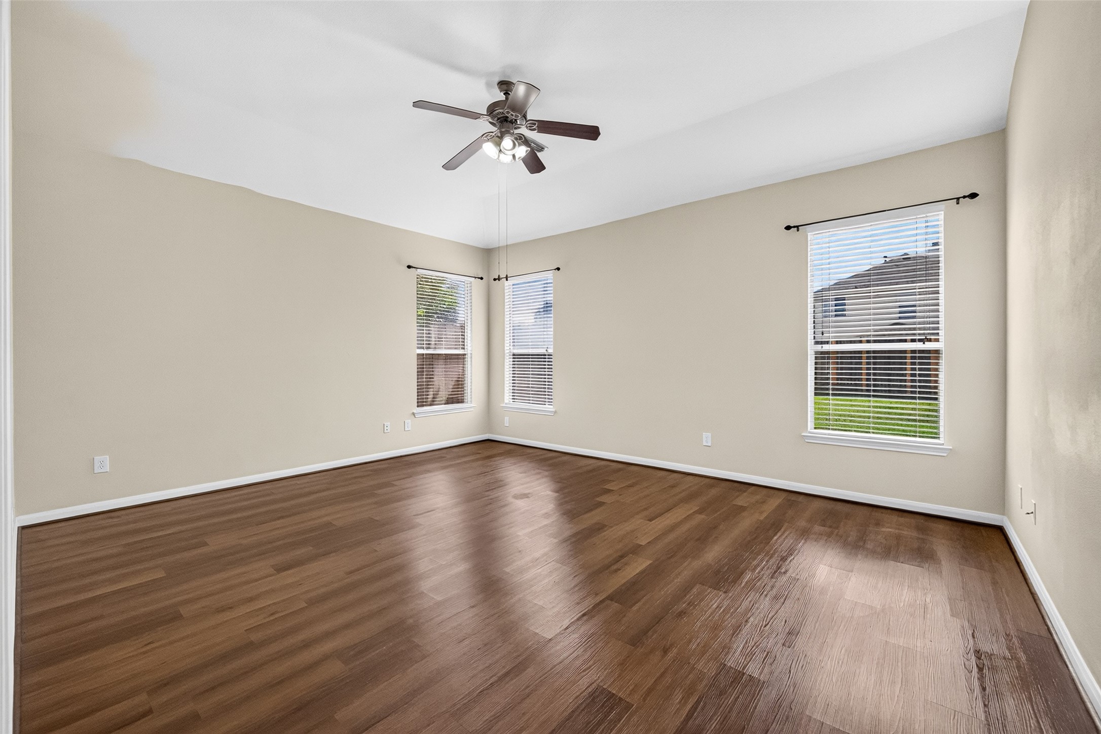 21603 Falvel Sunrise Court Property Photo 31