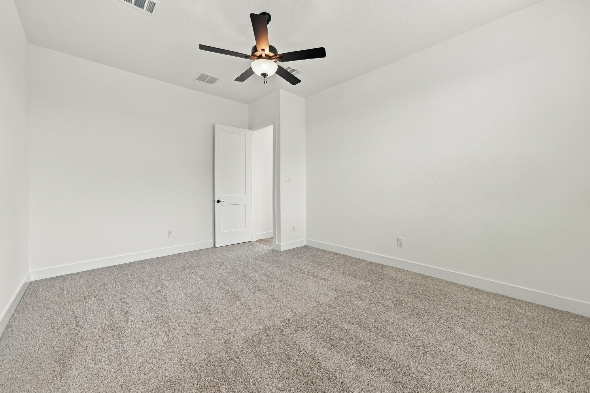 532 Deep Sands Drive Property Photo 13