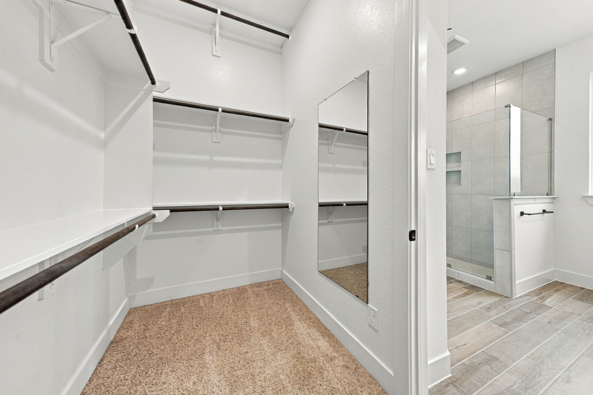 532 Deep Sands Drive Property Photo 15