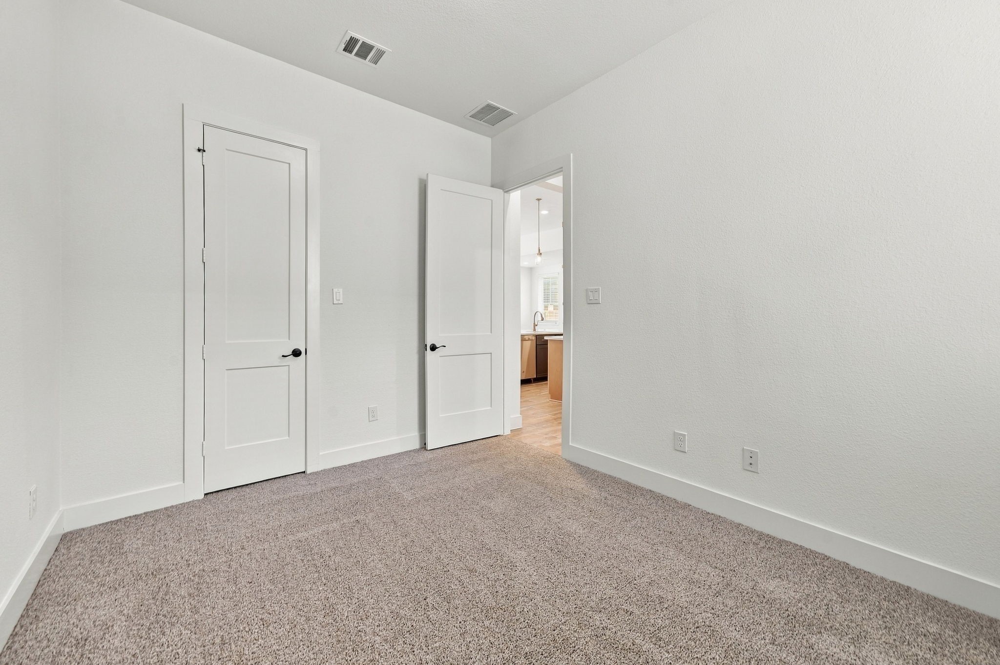 532 Deep Sands Drive Property Photo 20