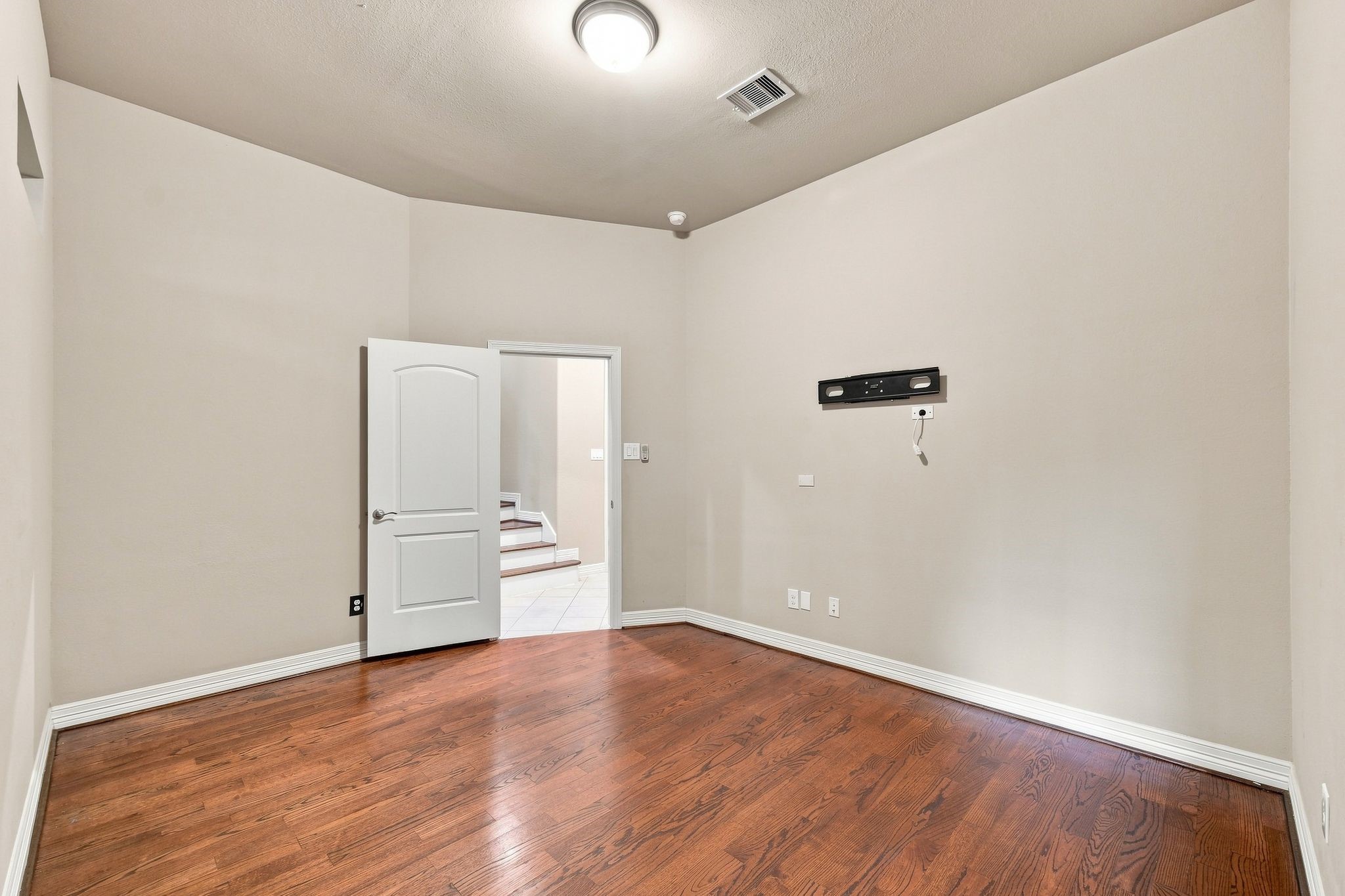 2422 Langston Street Property Photo 10